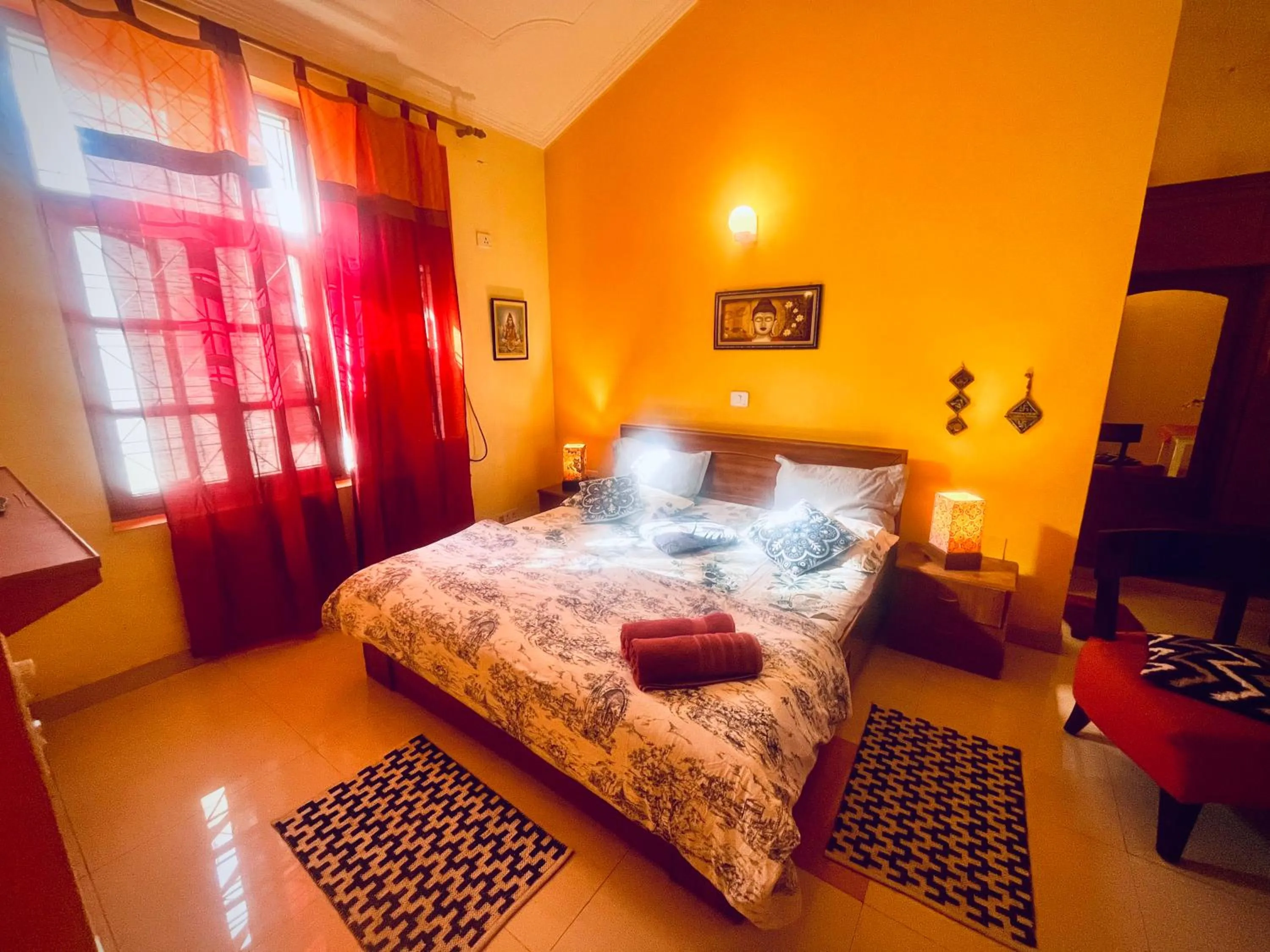 Bed in Ganga Vatika Boutique Hotel, Rishikesh