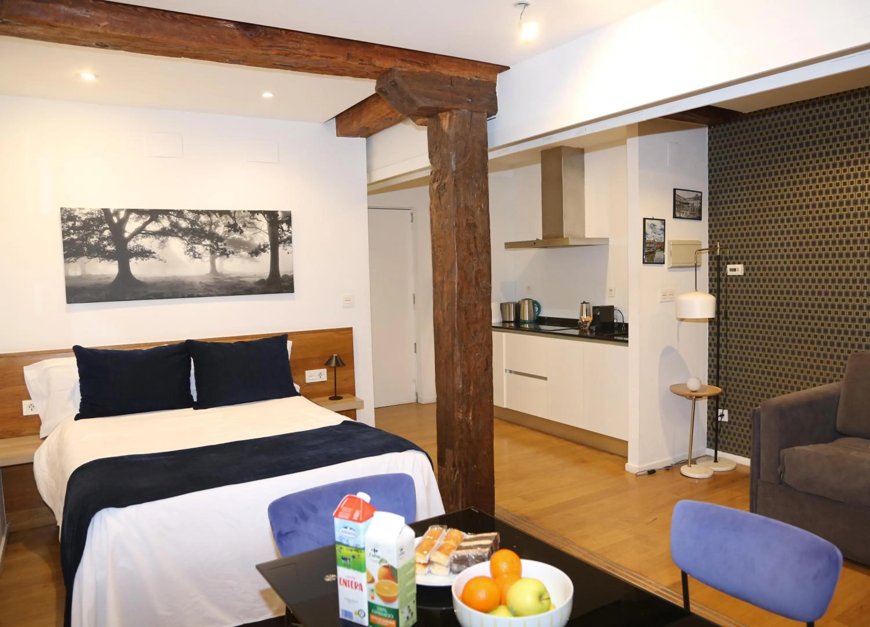 Studio with Balcony in Baps Apartments