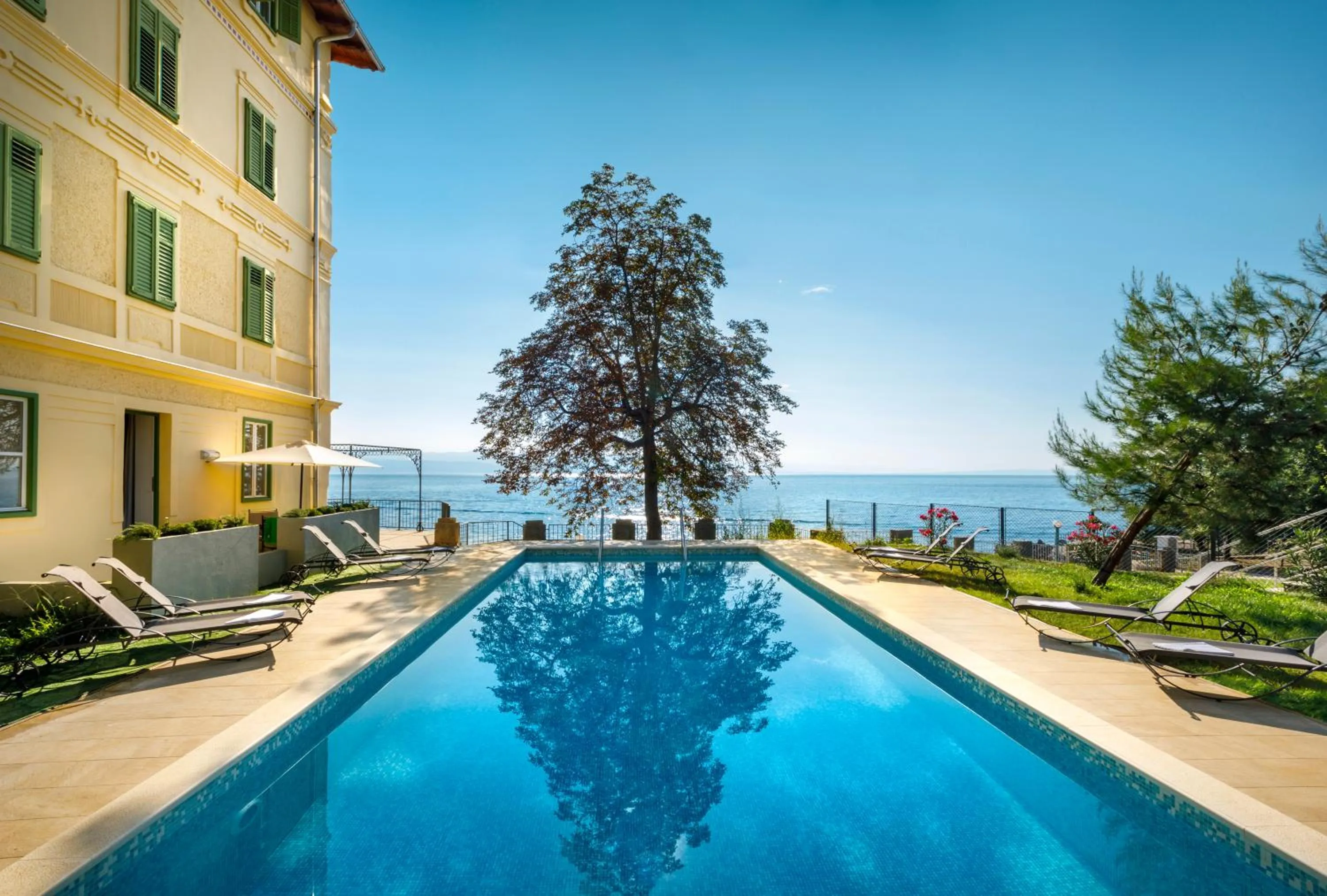 Pool view in Apartments Belvedere - Liburnia