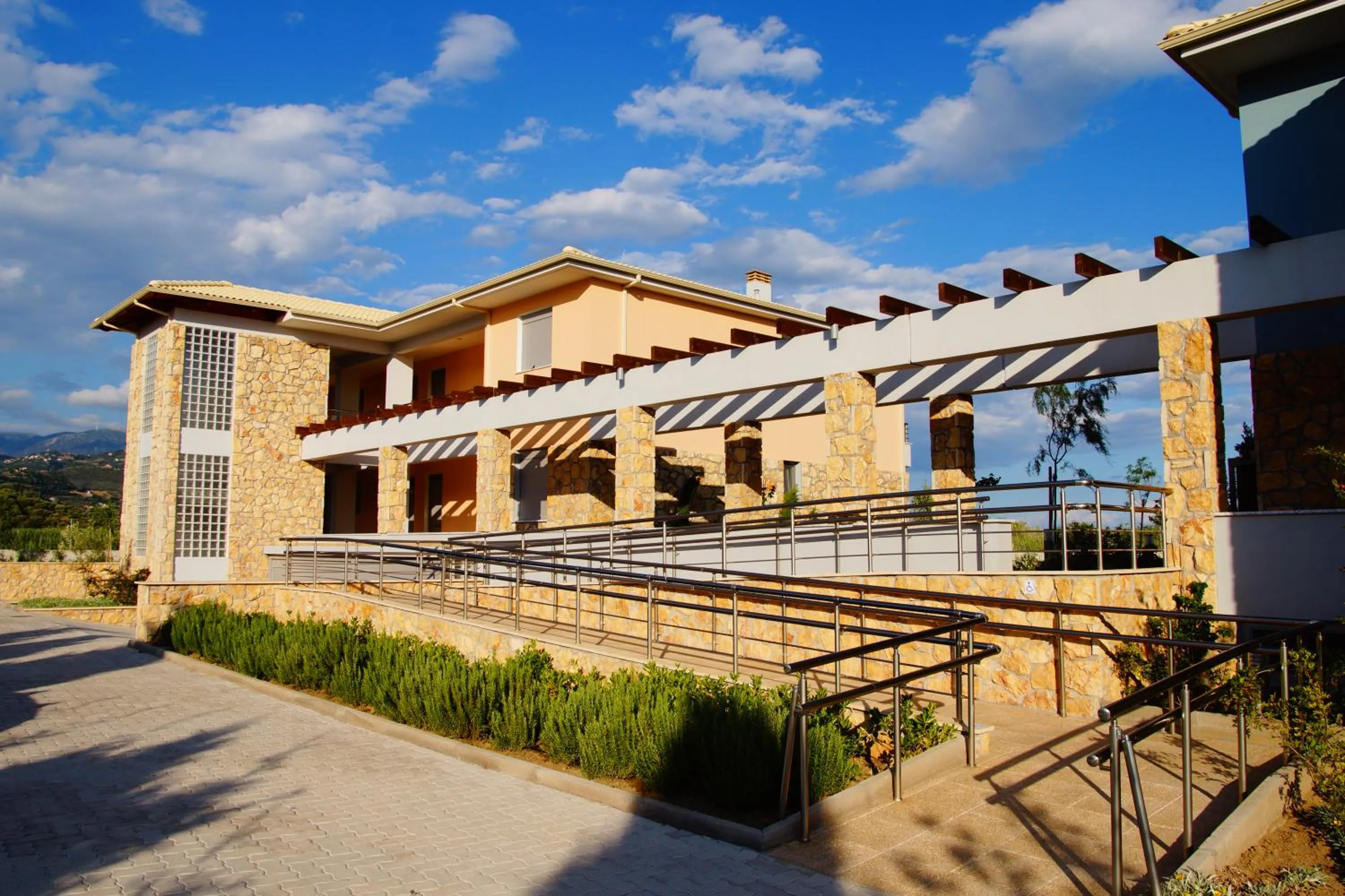 Property building in Cavos Fokidos