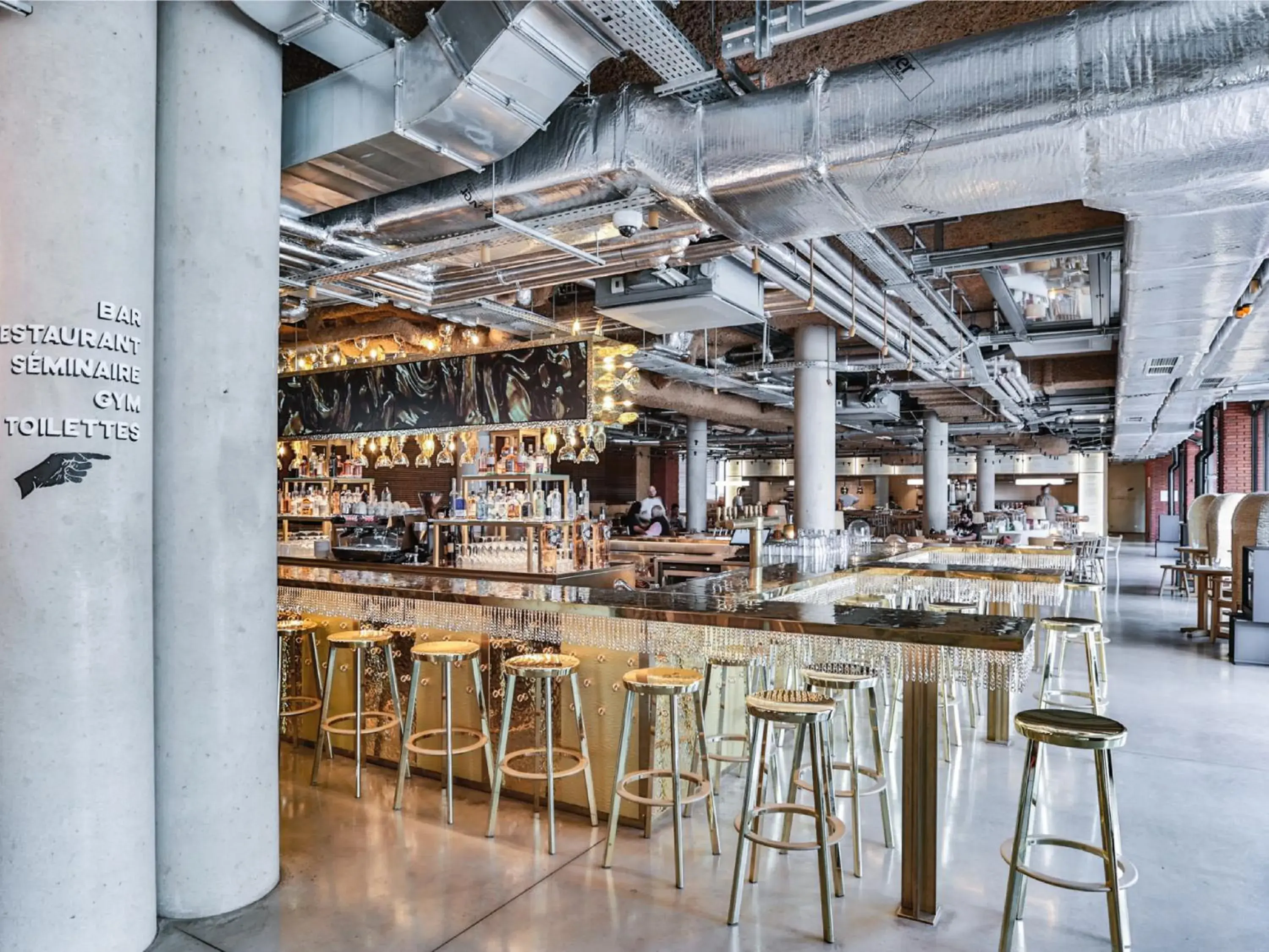Restaurant/places to eat in MOB House Restaurant/places to eat in MOB House