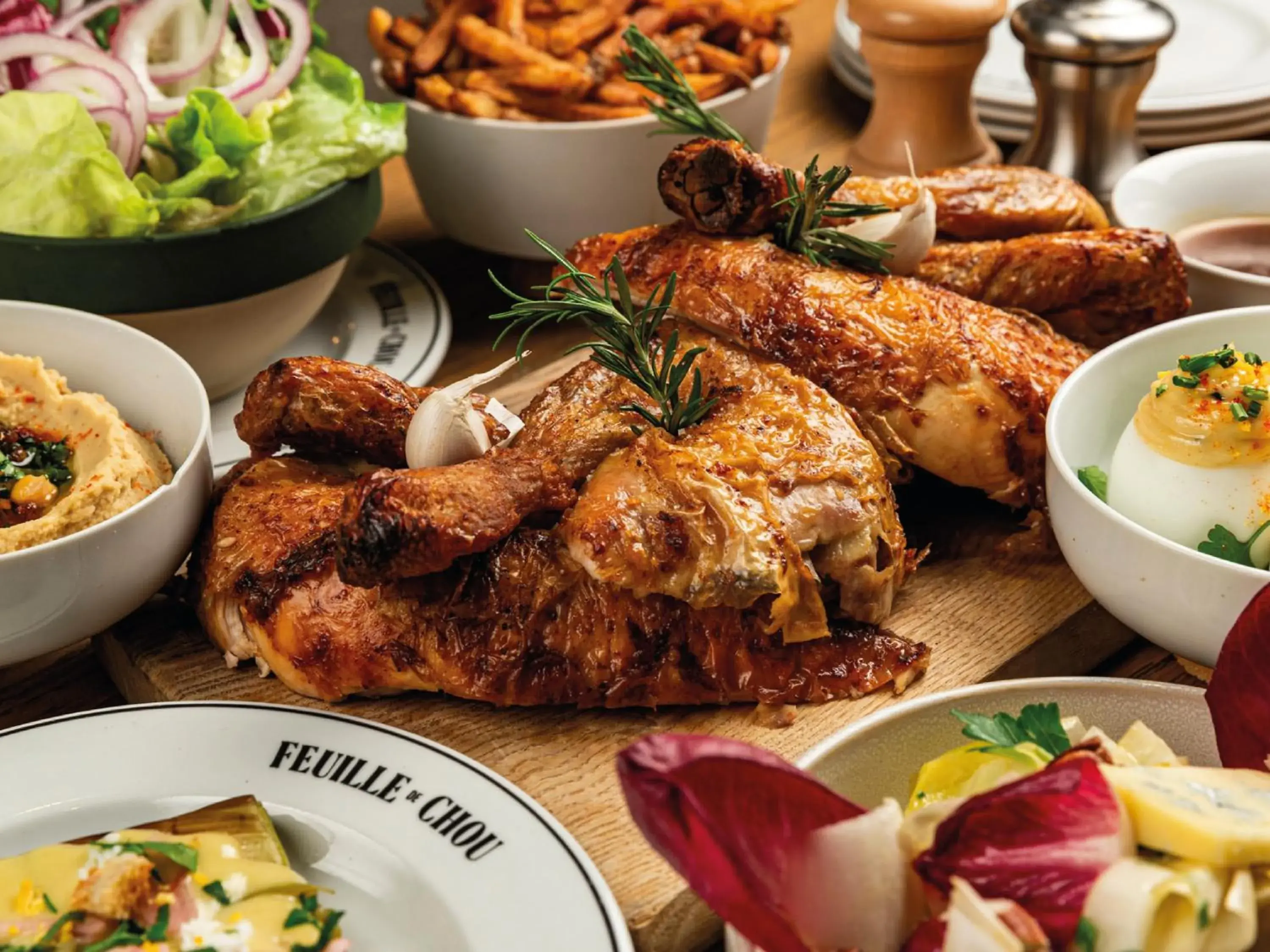 Restaurant/places to eat in MOB House Restaurant/places to eat in MOB House