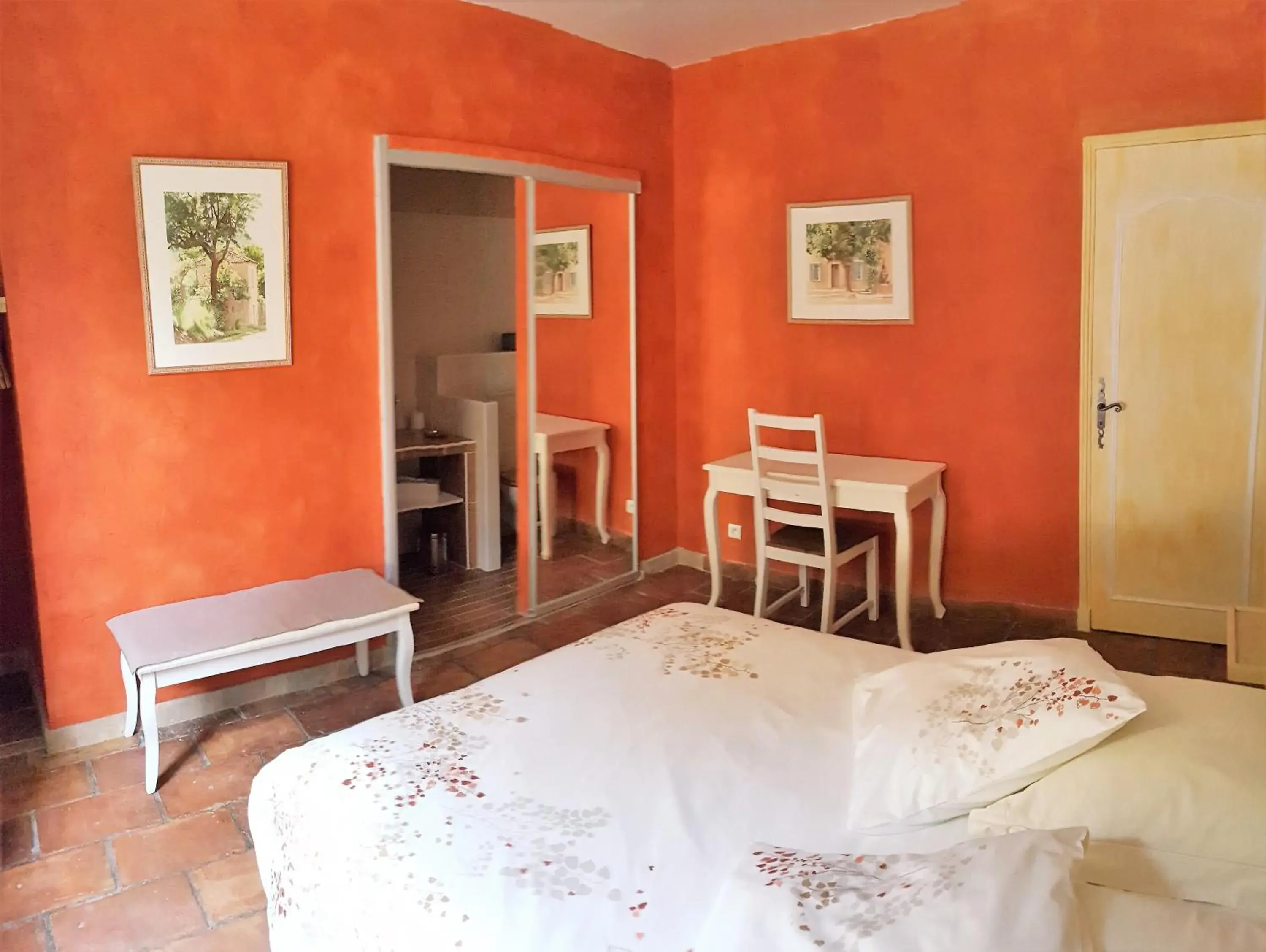 Double Room with Terrace - single occupancy in Le Mas des Hibiscus Double Room with Terrace - single occupancy in Le Mas des Hibiscus