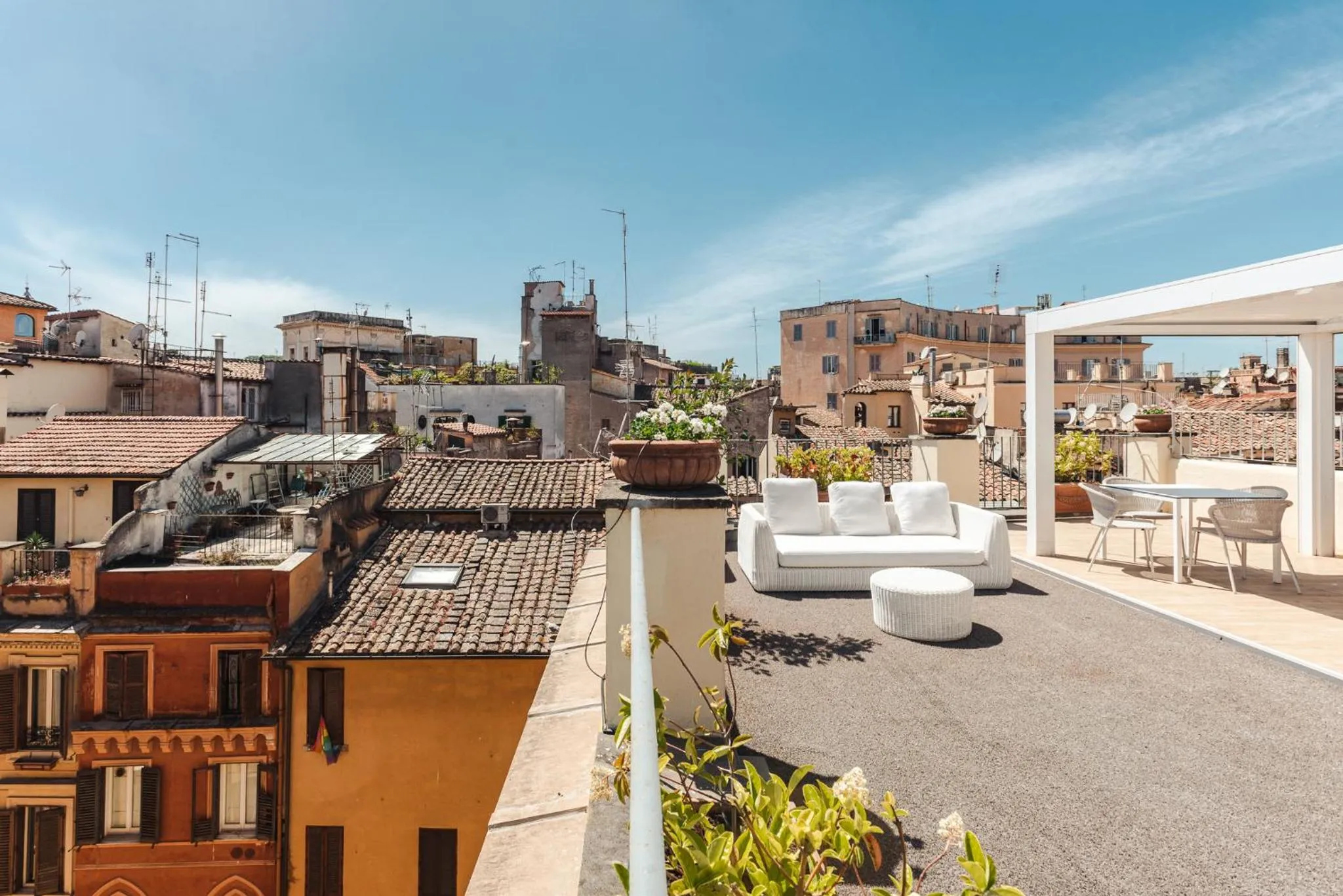 Balcony/Terrace in Nikis Collection Navona