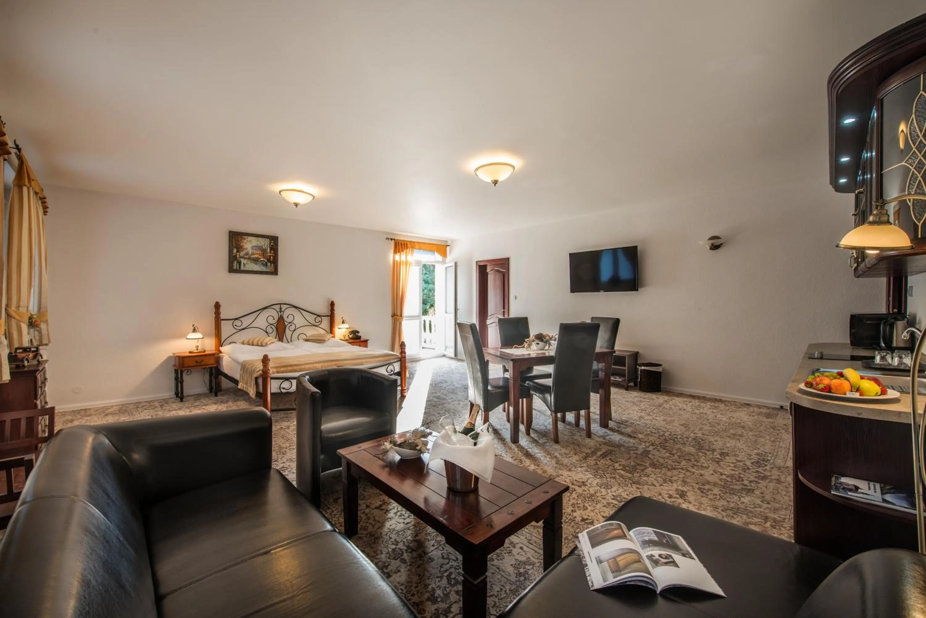 Living room in Svatojansky Kastiel