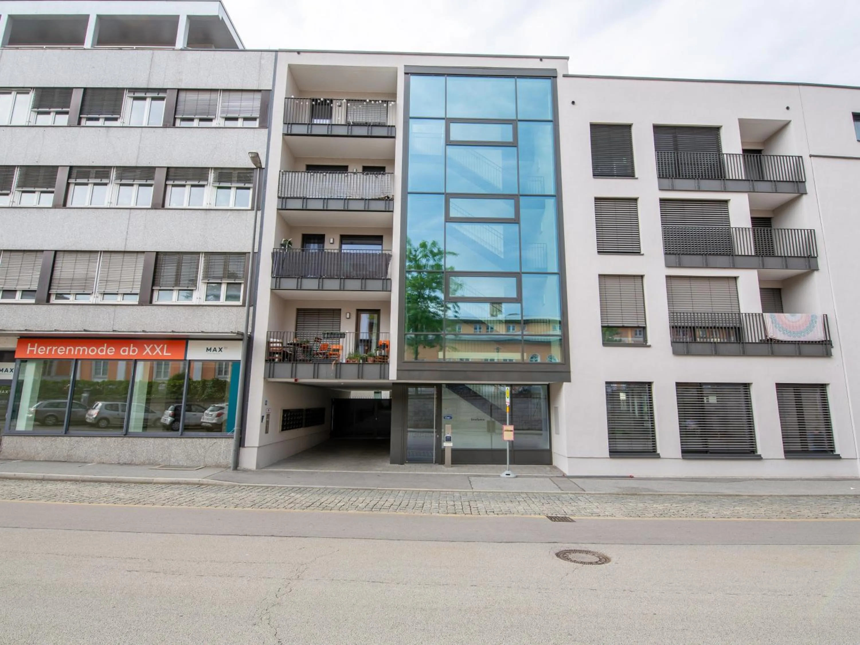 Property building in Limehome Passau Bahnhofstraße