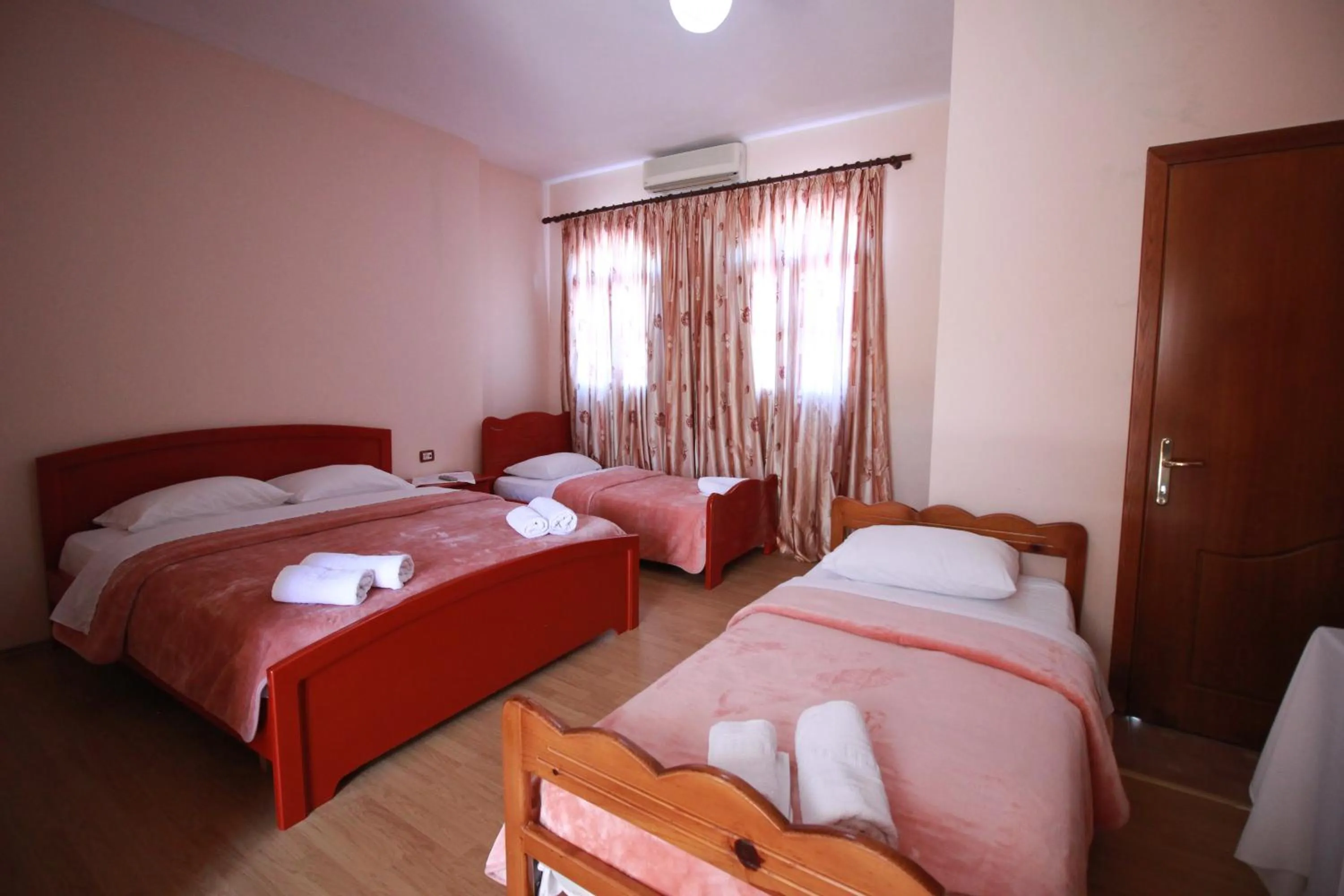 HOTEL RESTORANT VIKTORIA