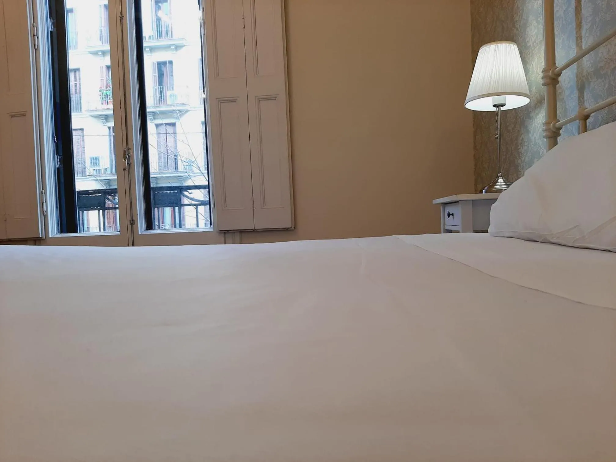 Bed in Lumine Luxury Suites by gaiarooms