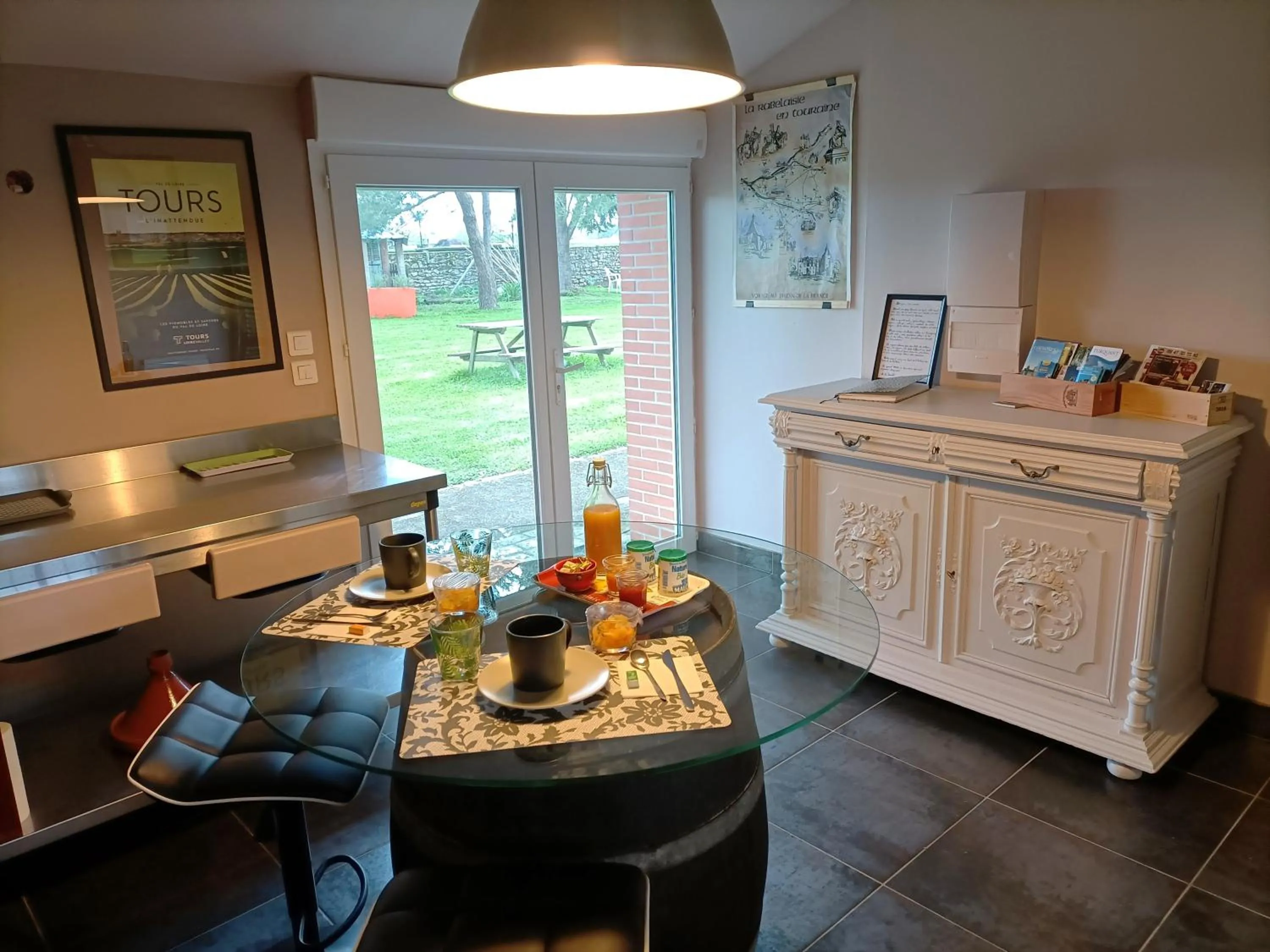 Dining area in Le Puits de la Foltière