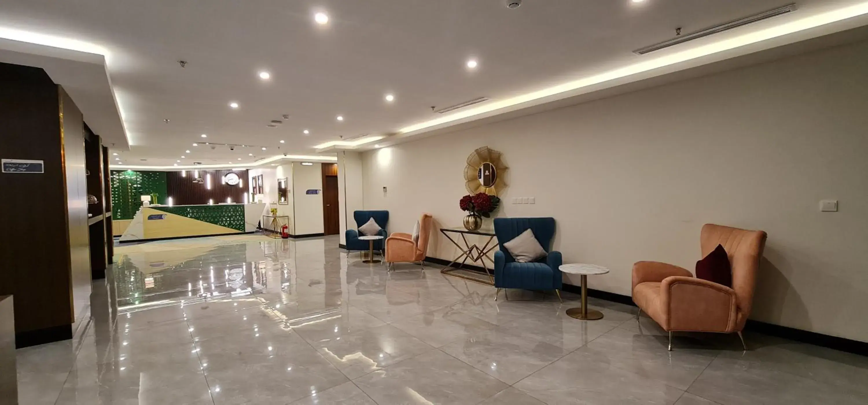 Lobby or reception in Signature Guest Hotel فندق إمضاء النزيل الفندقية Lobby or reception in Signature Guest Hotel فندق إمضاء النزيل الفندقية