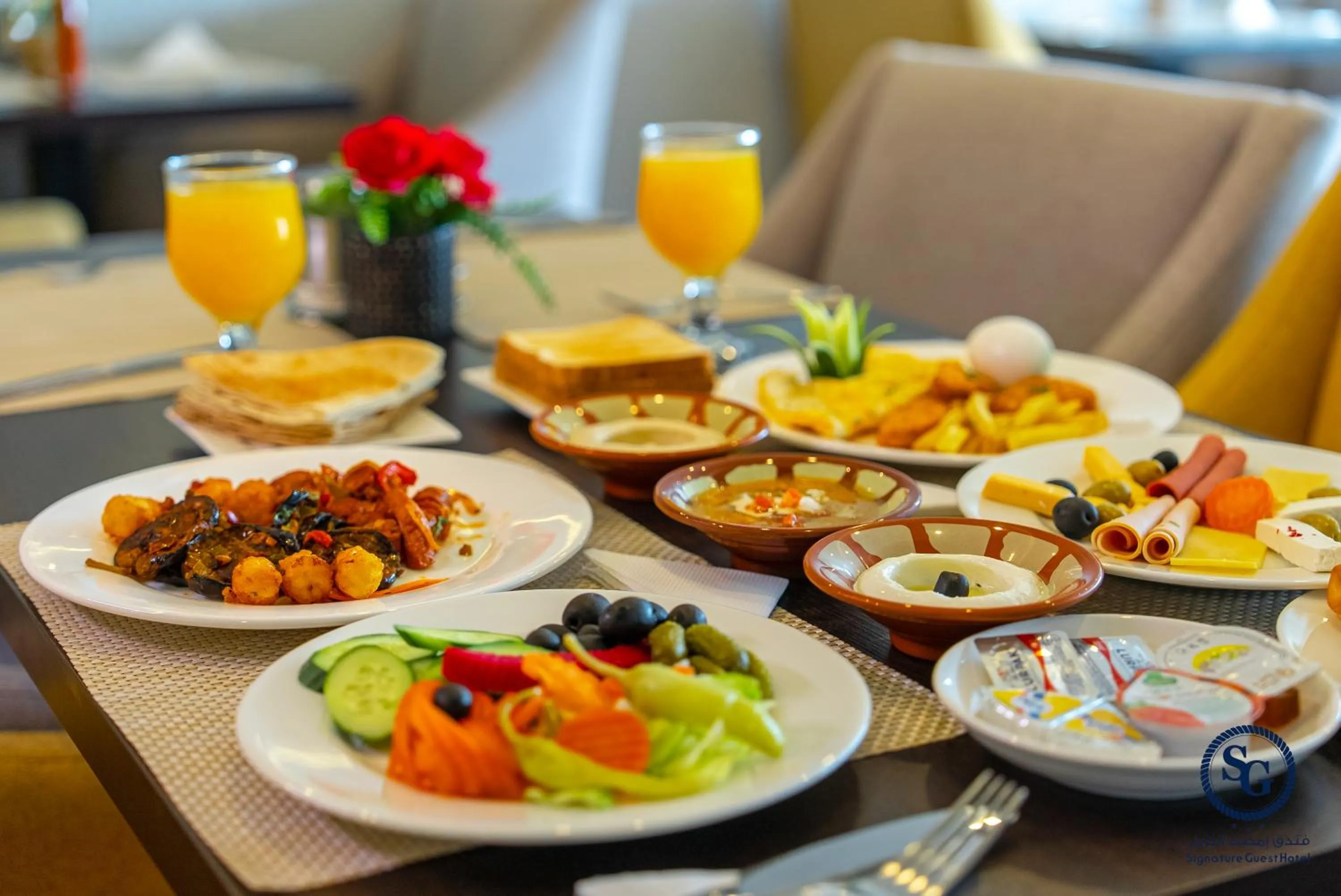Breakfast in Signature Guest Hotel فندق إمضاء النزيل الفندقية