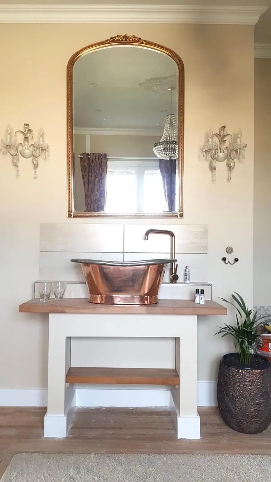 Bathroom in R & R BERGERAC