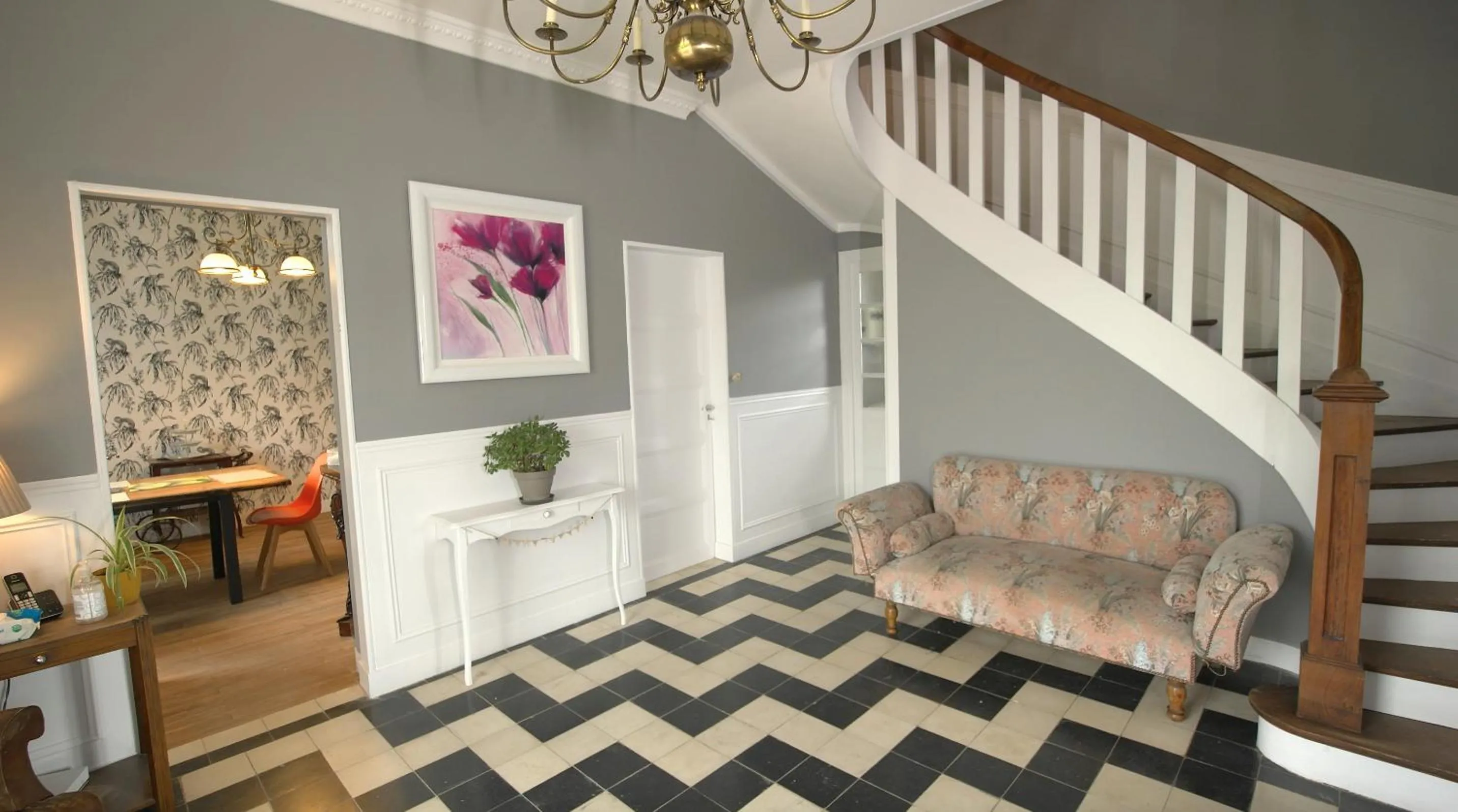 Facade/entrance in R & R BERGERAC