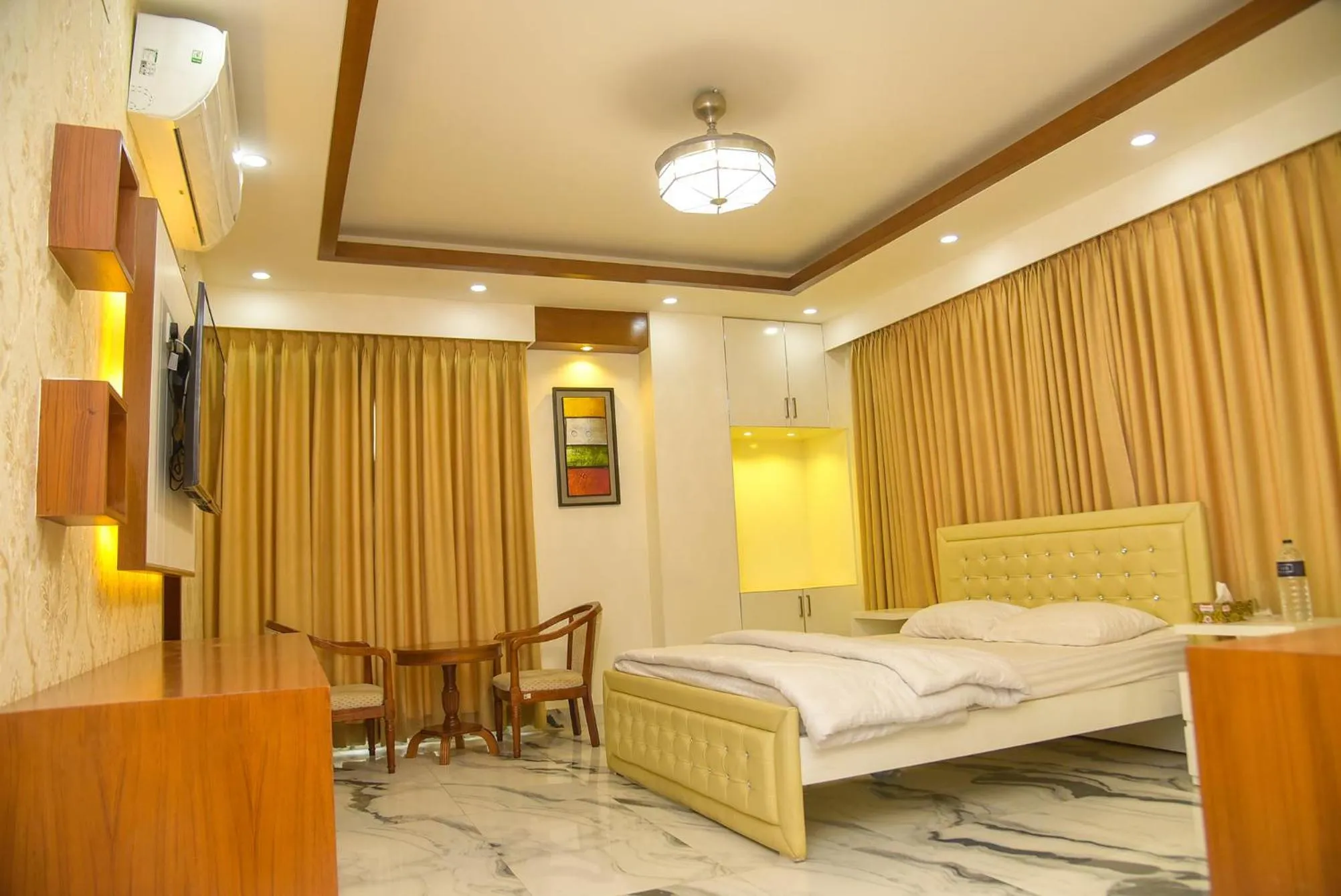 Bed in The Castle Inn