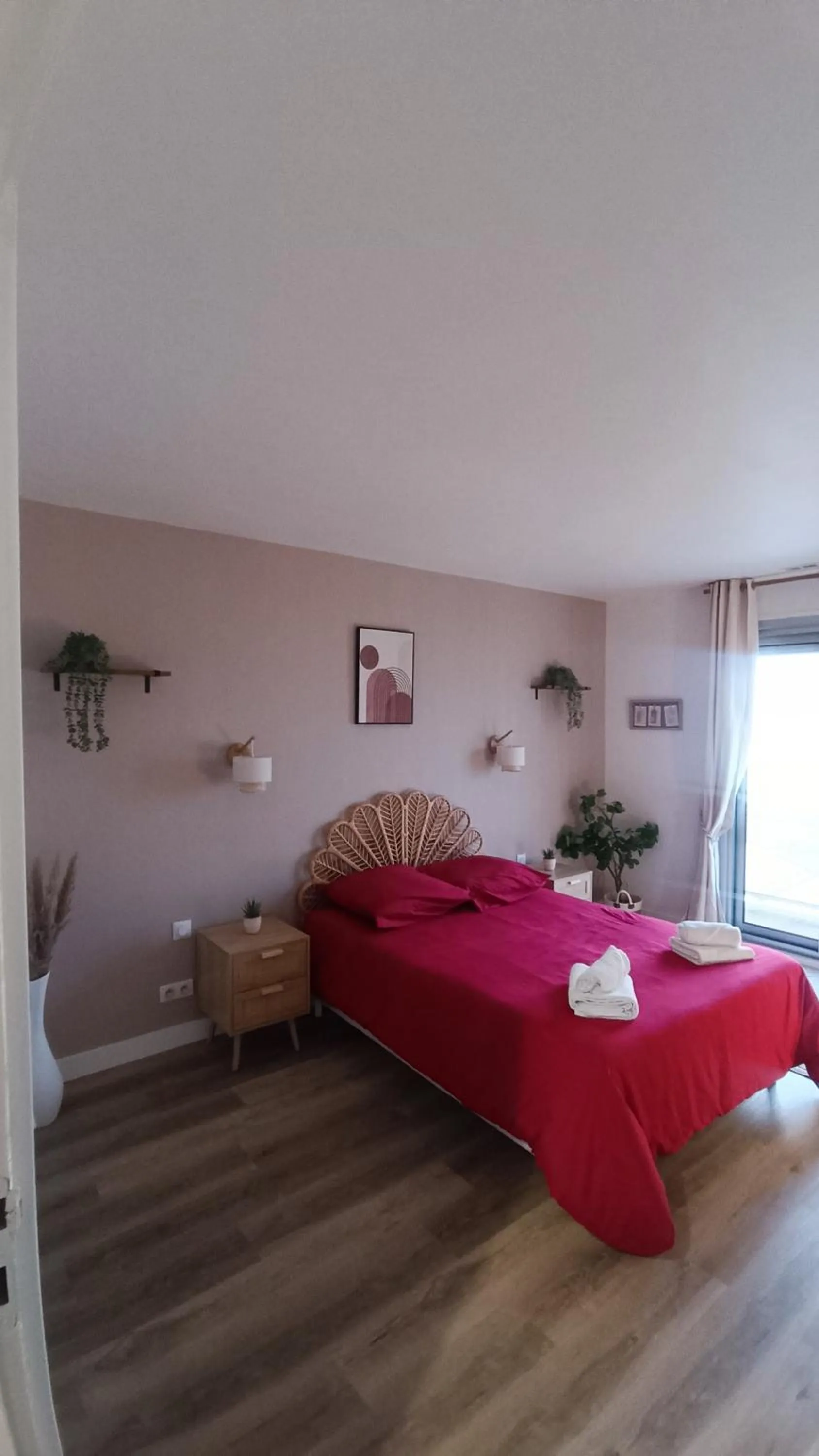 Bed in New Hôtel de la Mer