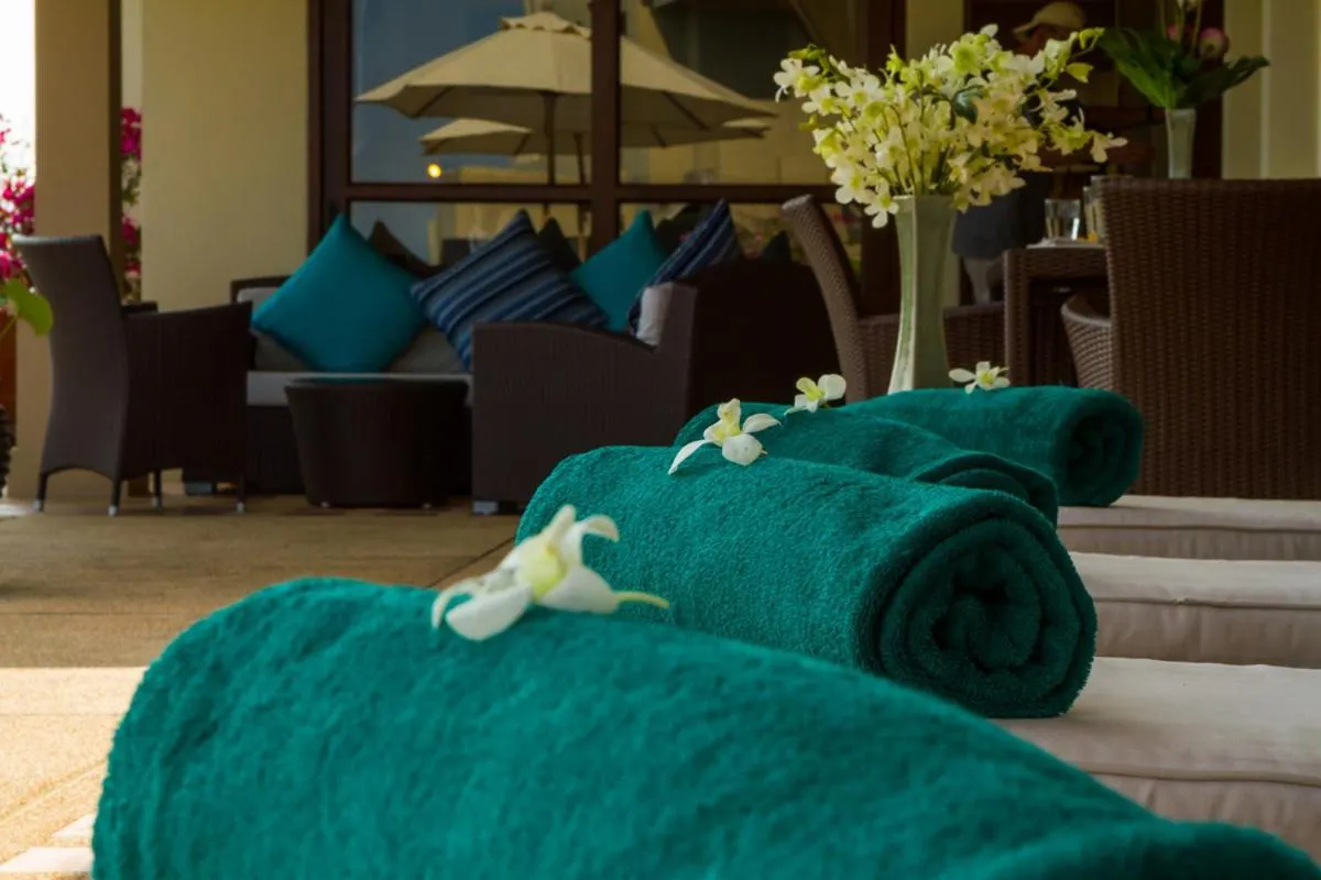 Swimming pool in Villa Alpha - Seaview Private Villa