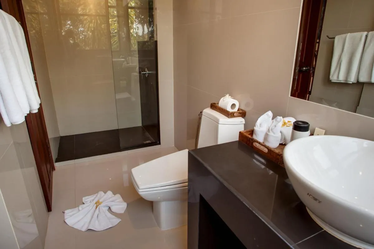 Bathroom in Villa Alpha - Seaview Private Villa