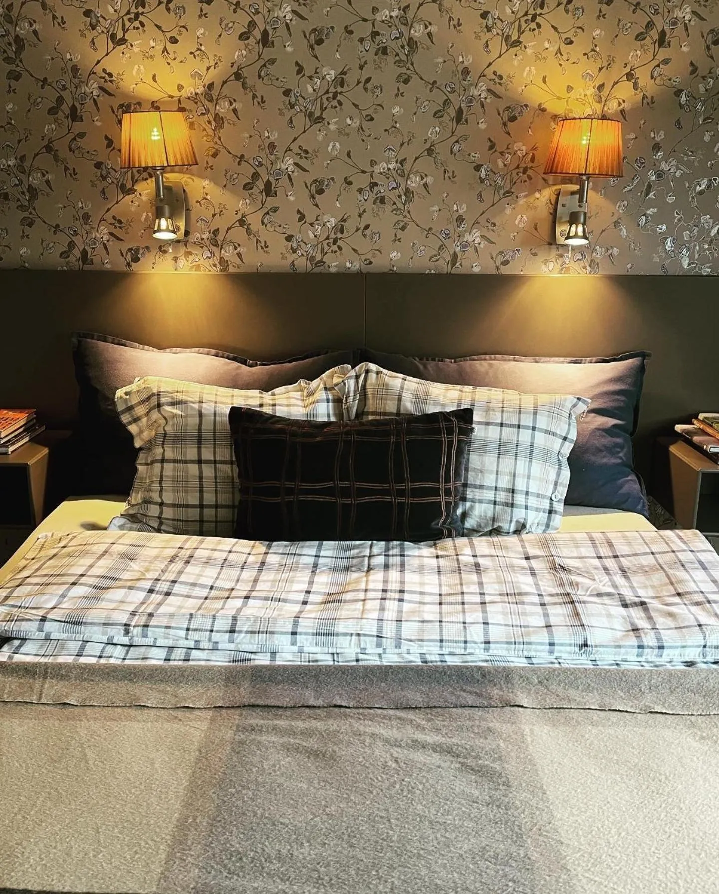 Bed in Wärdshuset Bredaryd