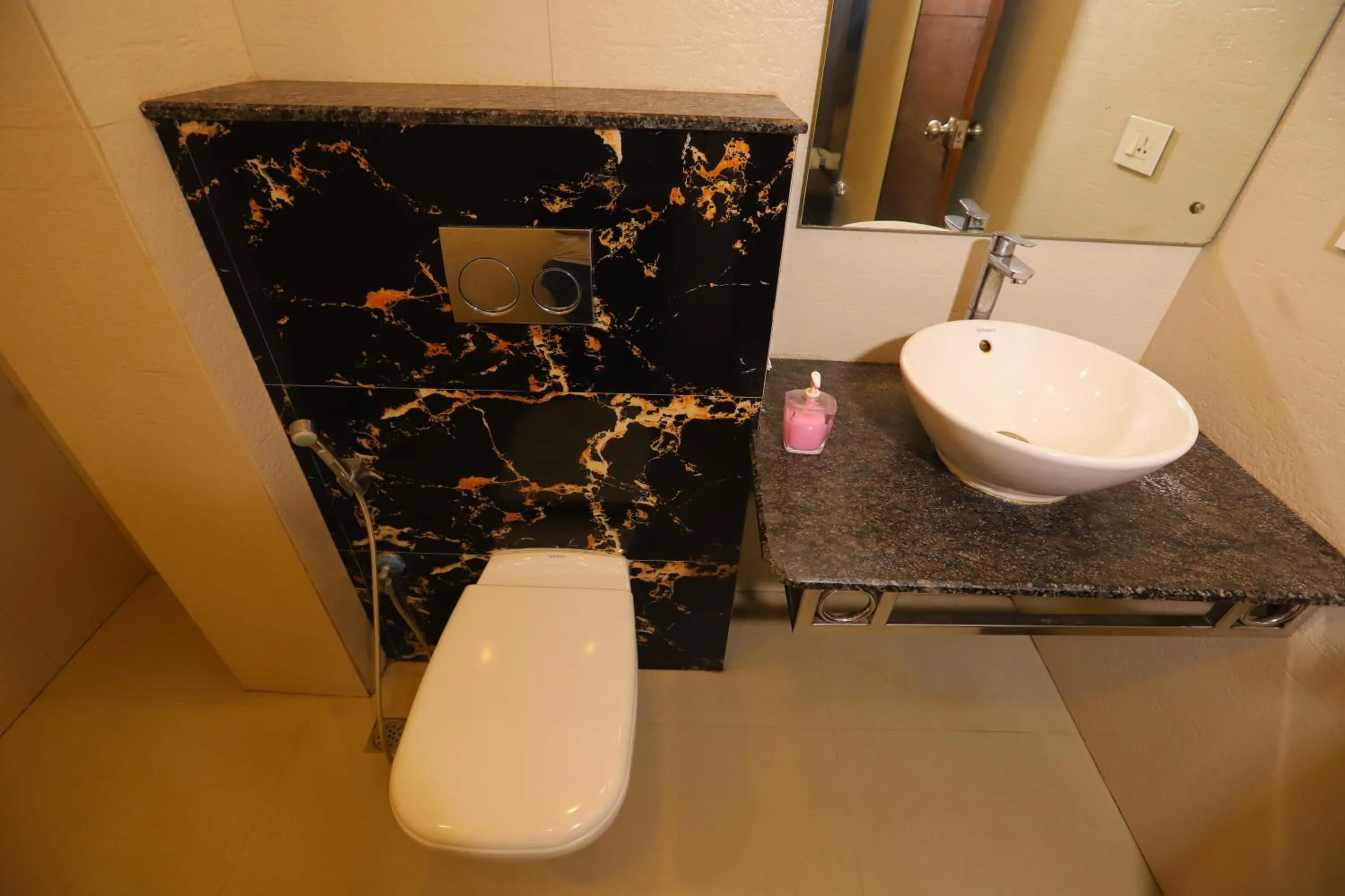 Toilet in Hotel Mayur Assam - New Delhi Railway Station