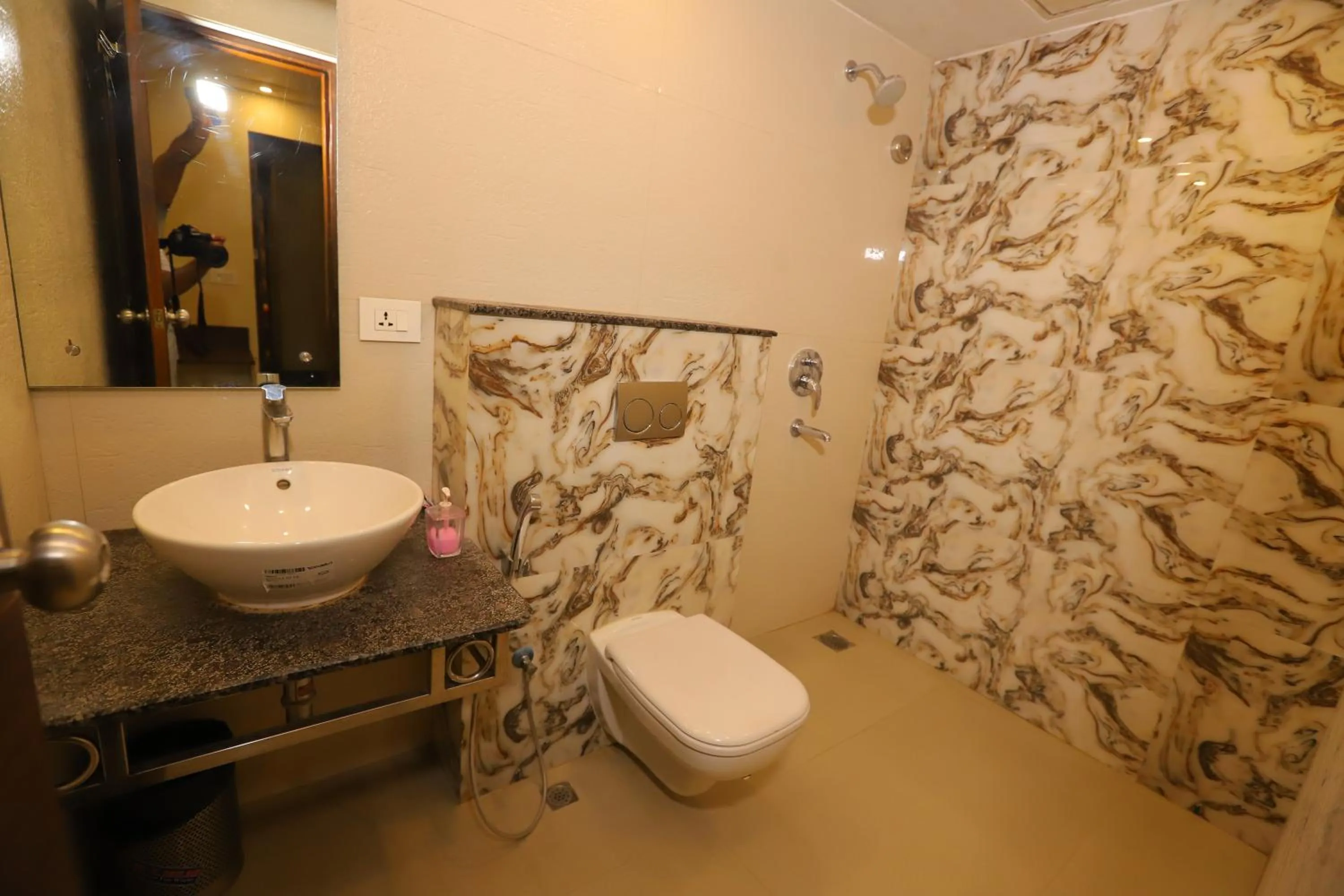 Bathroom in Hotel Mayur Assam - New Delhi Railway Station