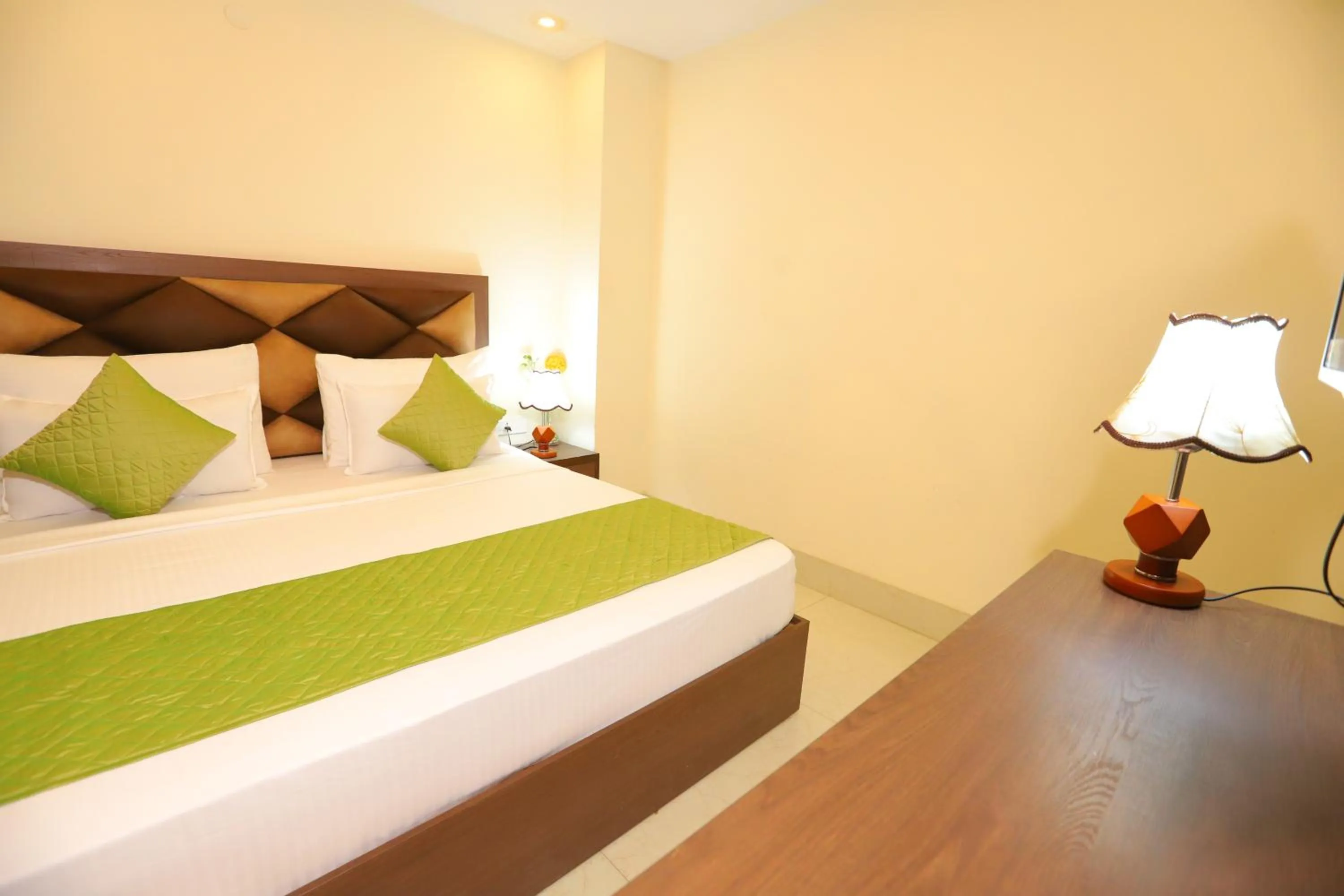 Bed in Hotel Mayur Assam - New Delhi Railway Station