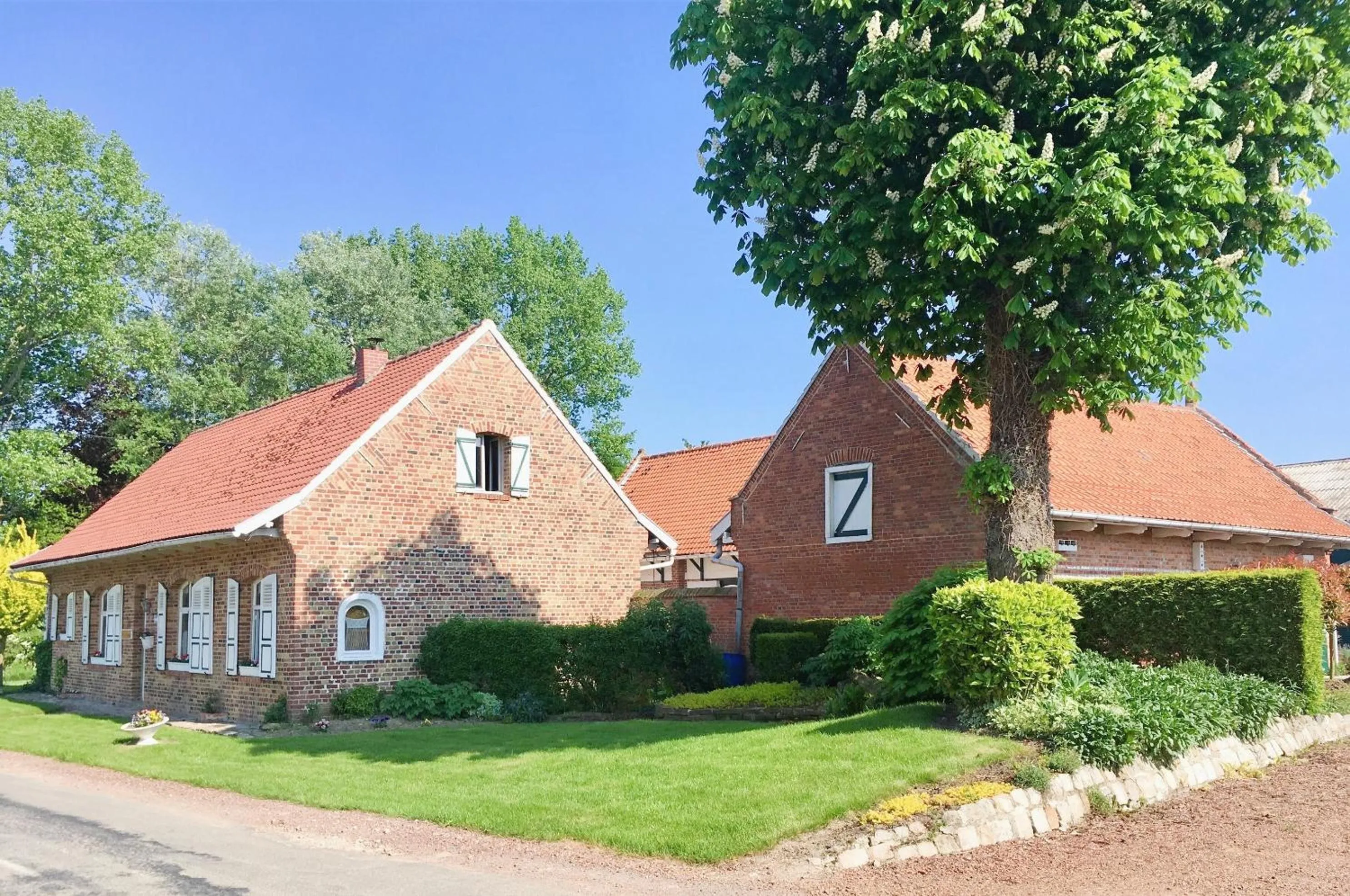 Property building in Aux 2 girouettes