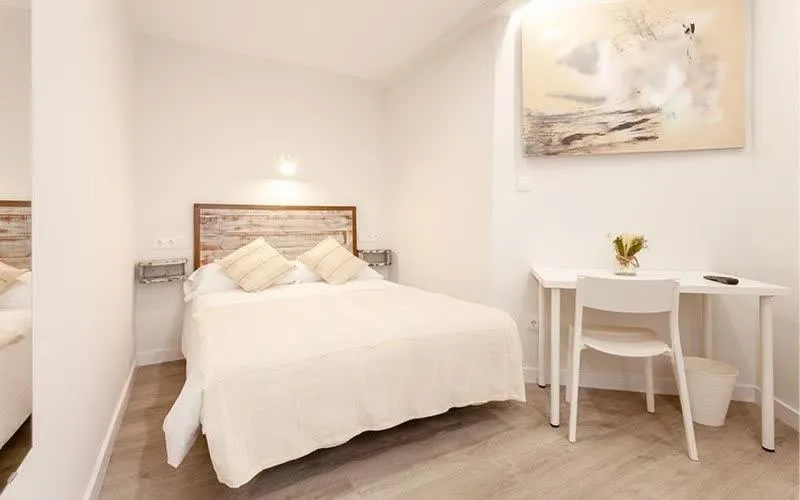 Bed in Hotel Prada.