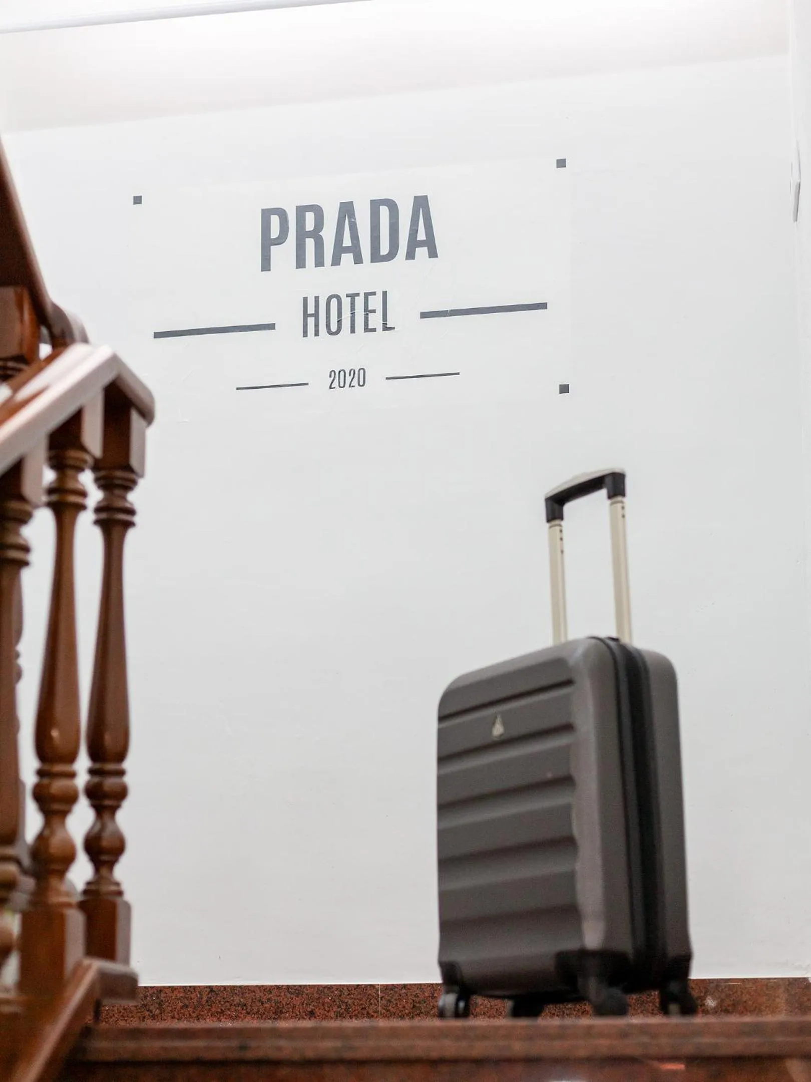 Hotel Prada.