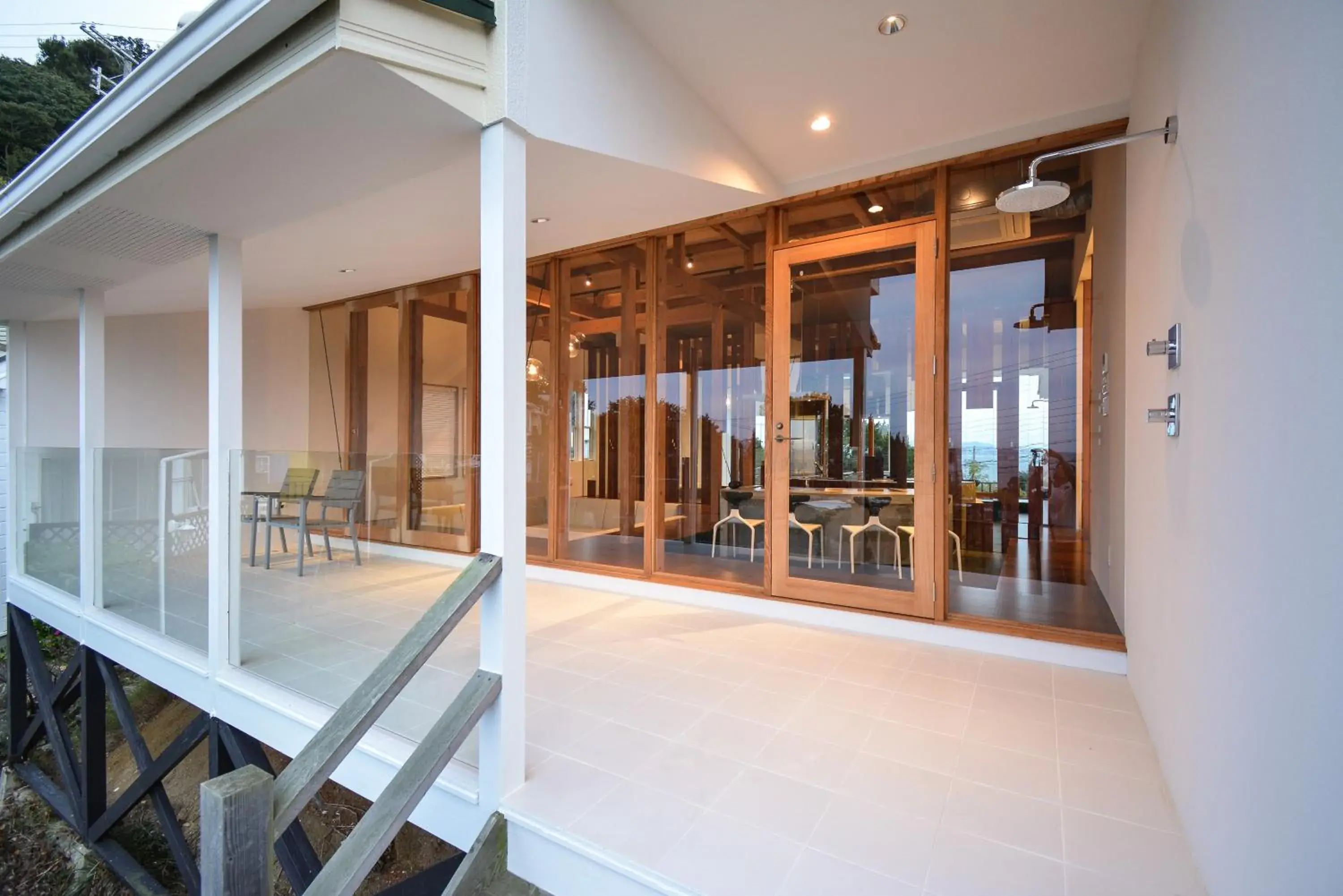 Facade/entrance in Wellis Villa HANARE Facade/entrance in Wellis Villa HANARE