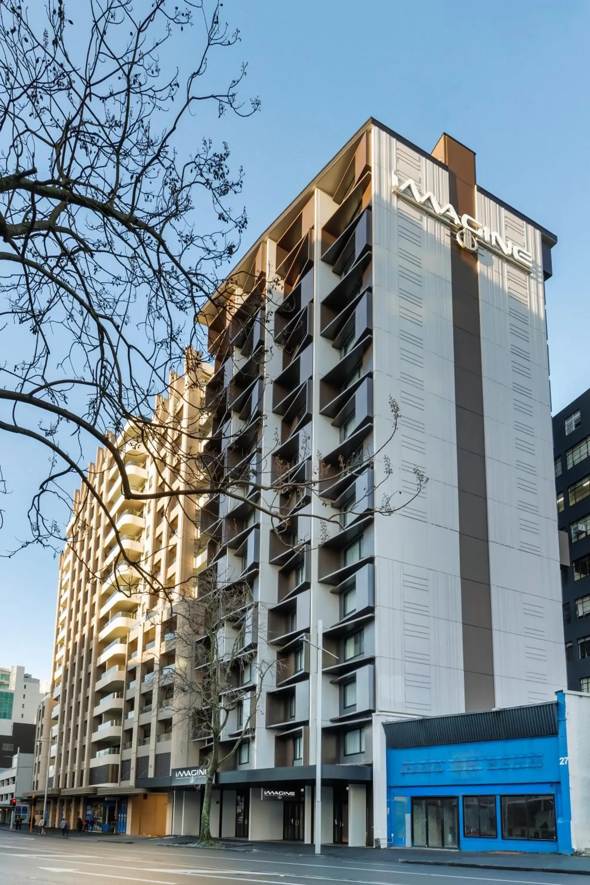 Property building in Imagine Beach Road Property building in Imagine Beach Road