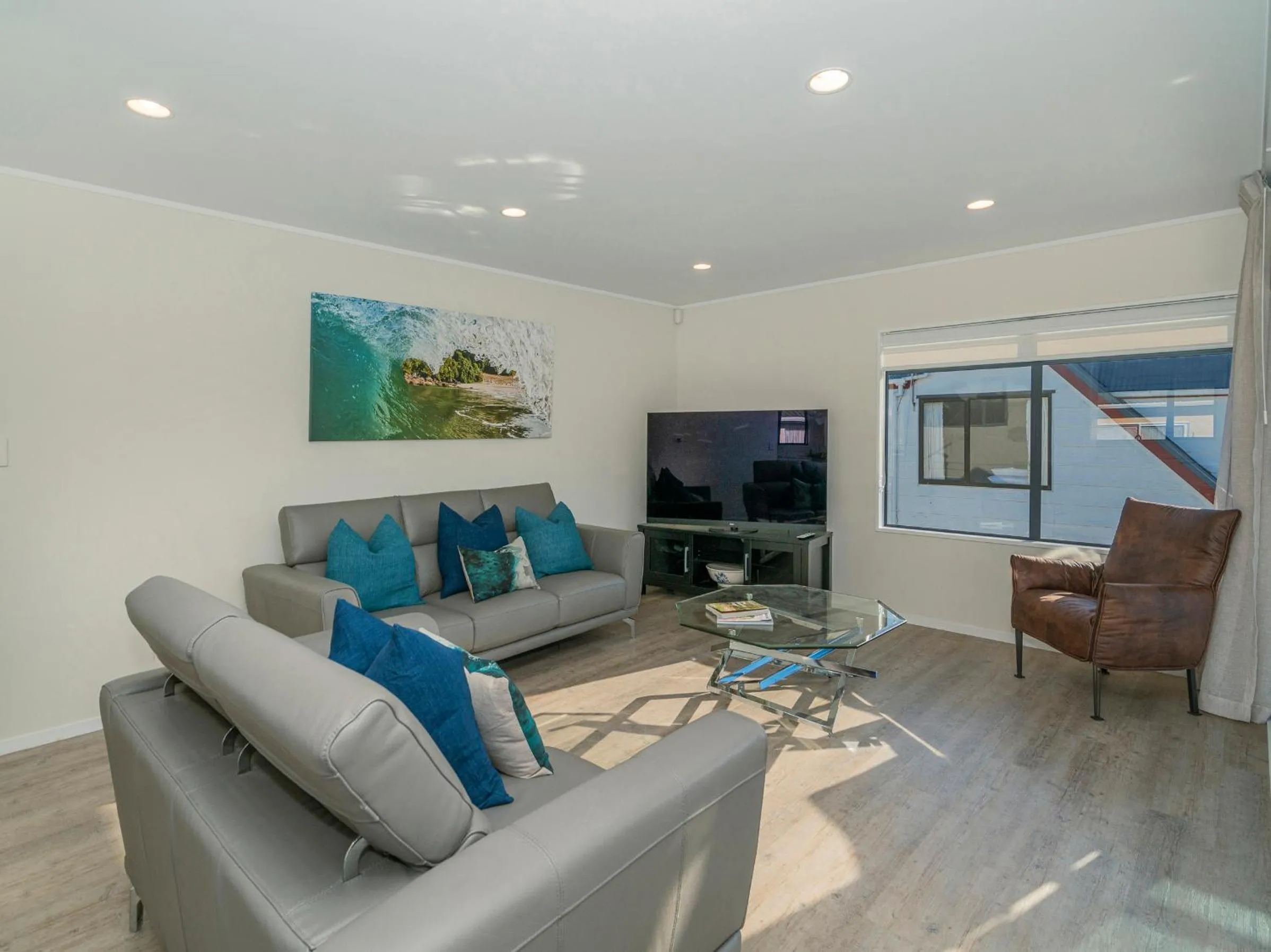 Harbour View - Whangamata Holiday Home