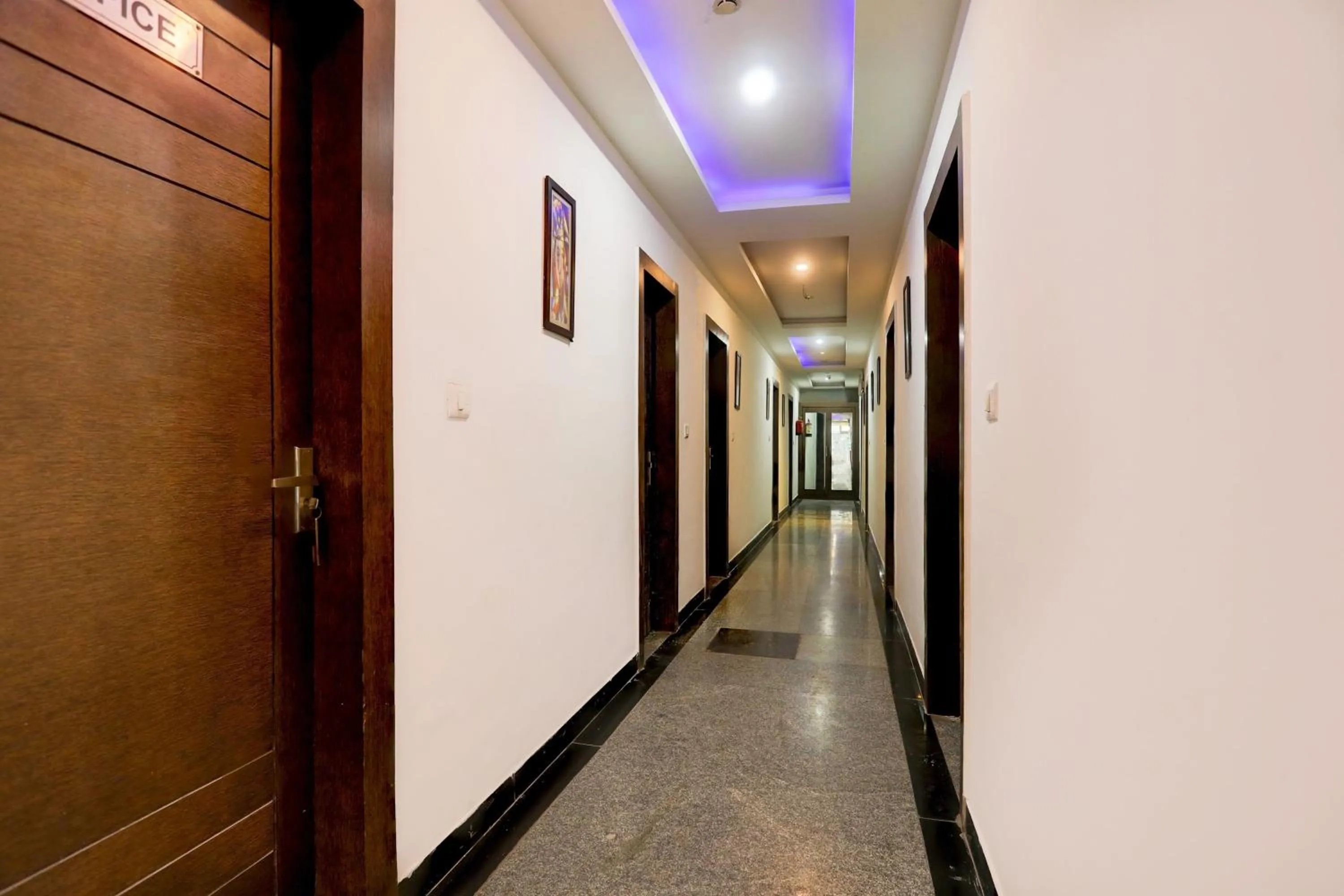 Lobby or reception in Super Hotel O Taj Nagri Near Taj Mahal East Gate Formerly Riviera