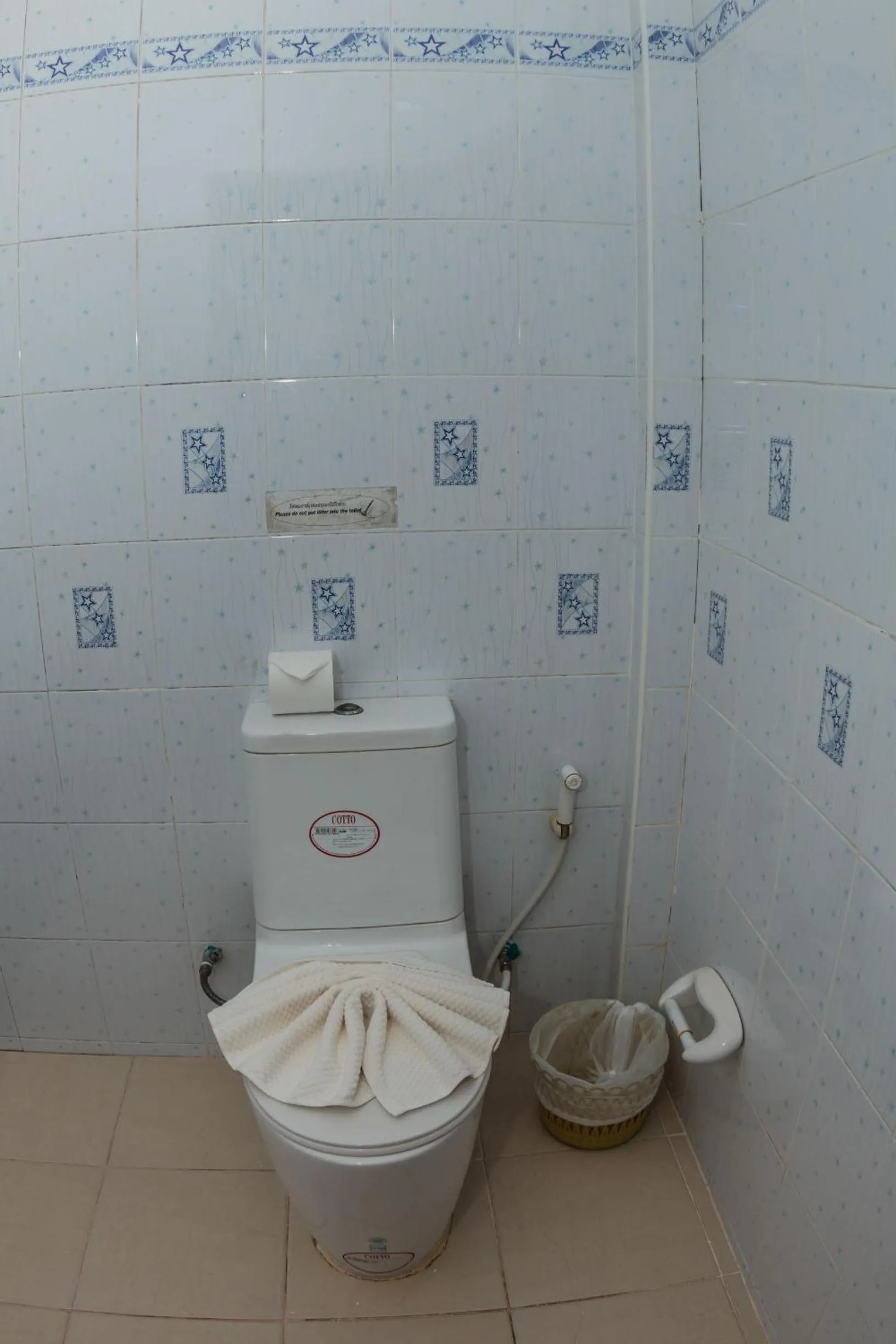 Toilet in Lanta Sport Resort
