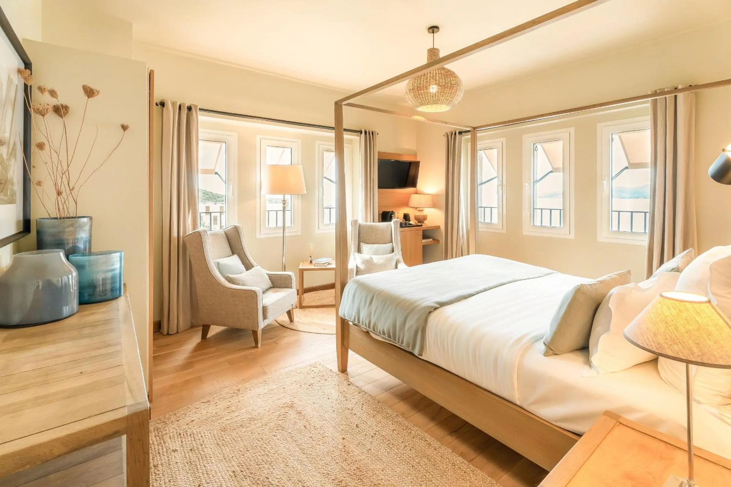 Bed in Boutique hôtel Château Rouher
