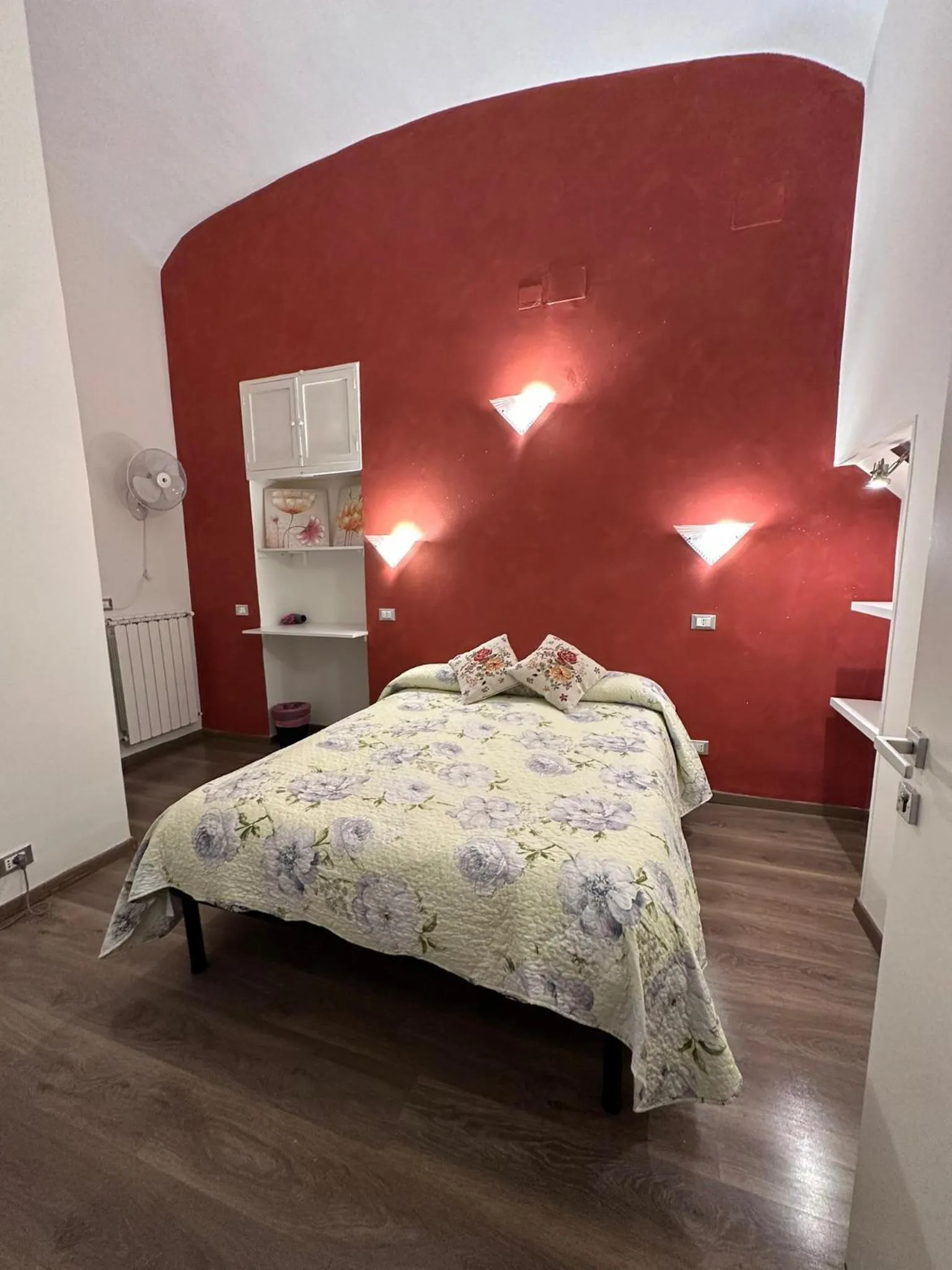 Bed in Marcelina vaticans rooms
