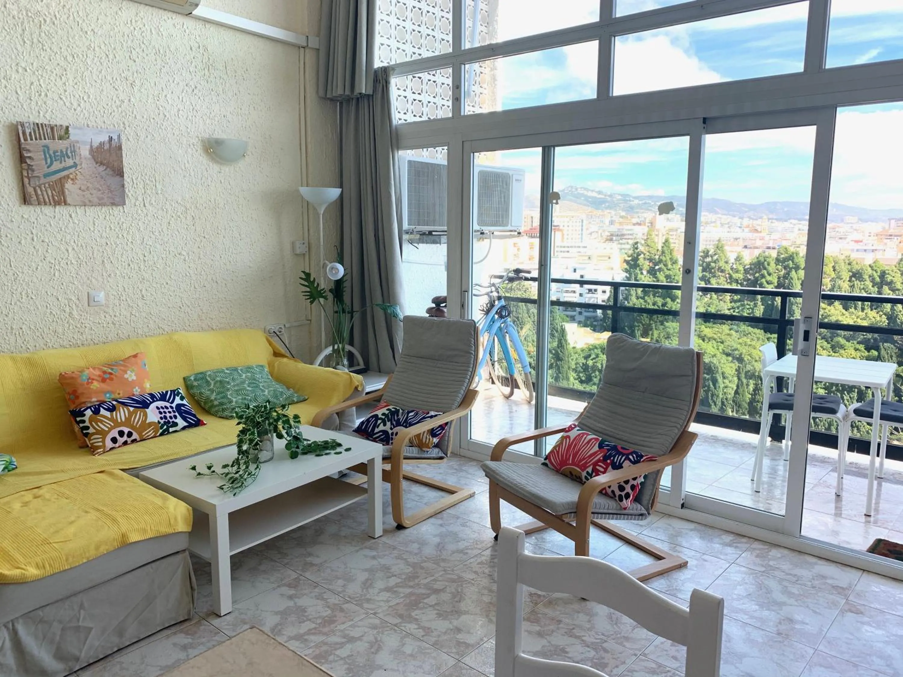 Living room in Skol Apartments Marbella