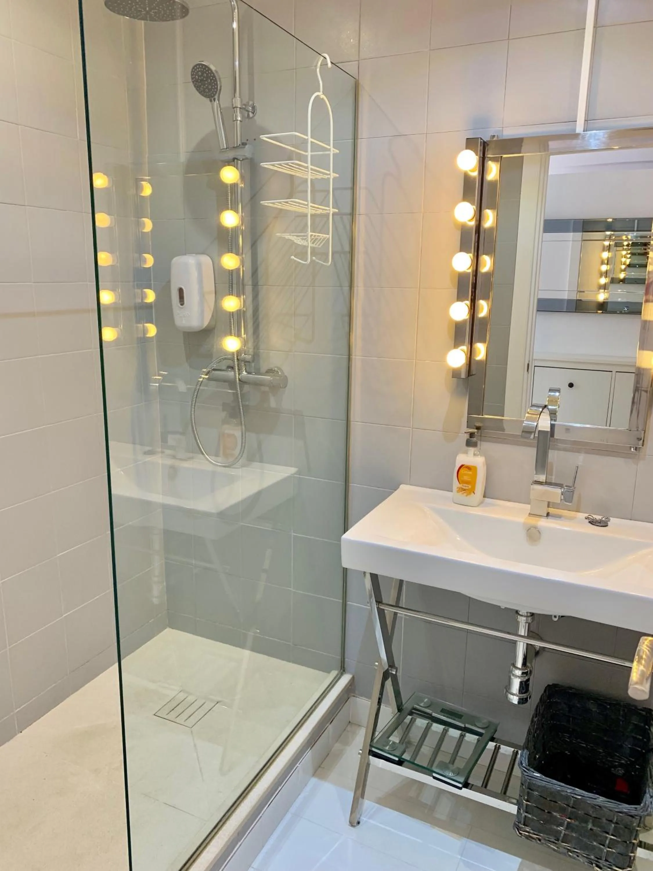 Skol Apartments Marbella