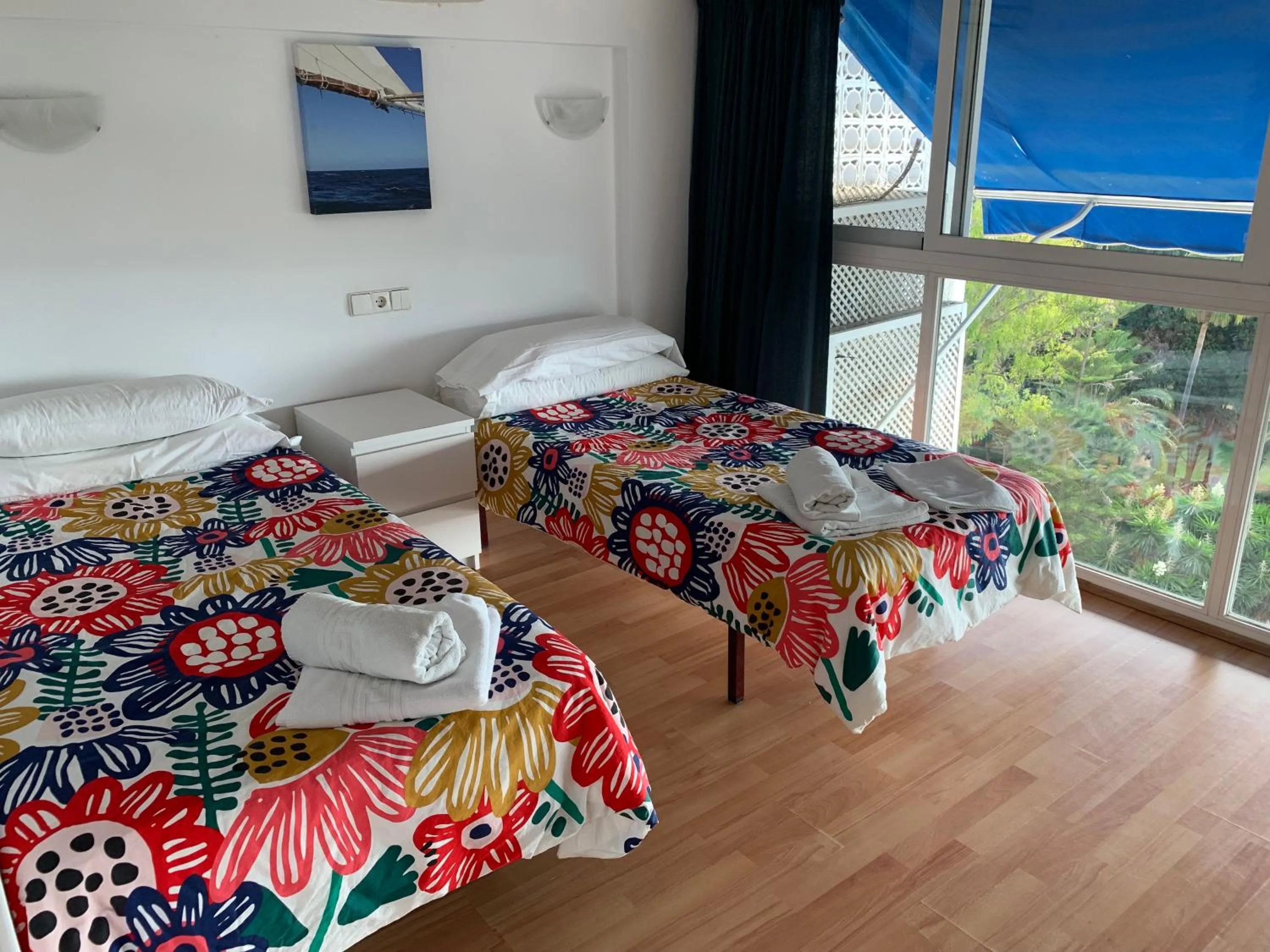 Bedroom, Bed in Skol Apartments Marbella