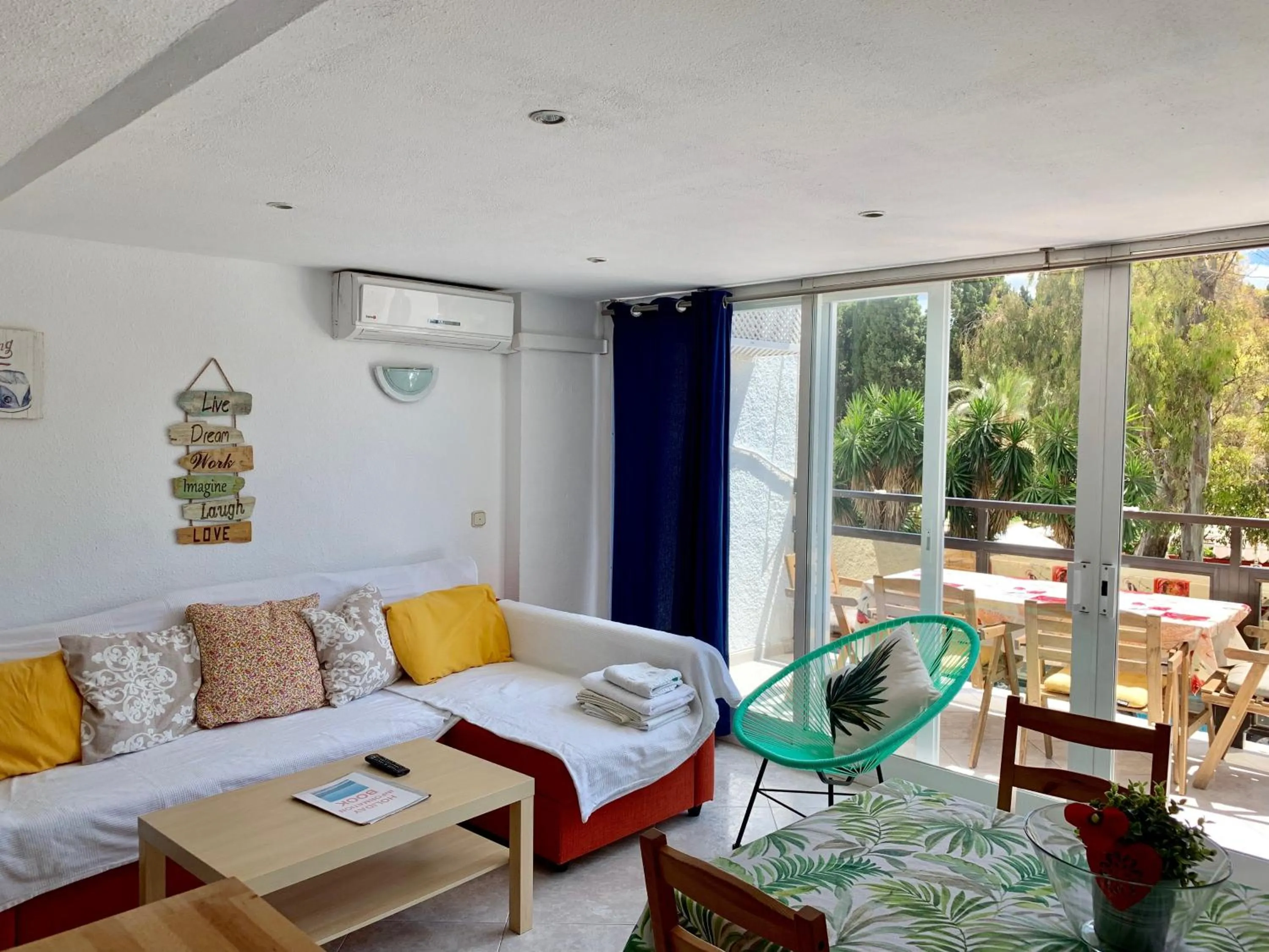 Living room, Bed in Skol Apartments Marbella
