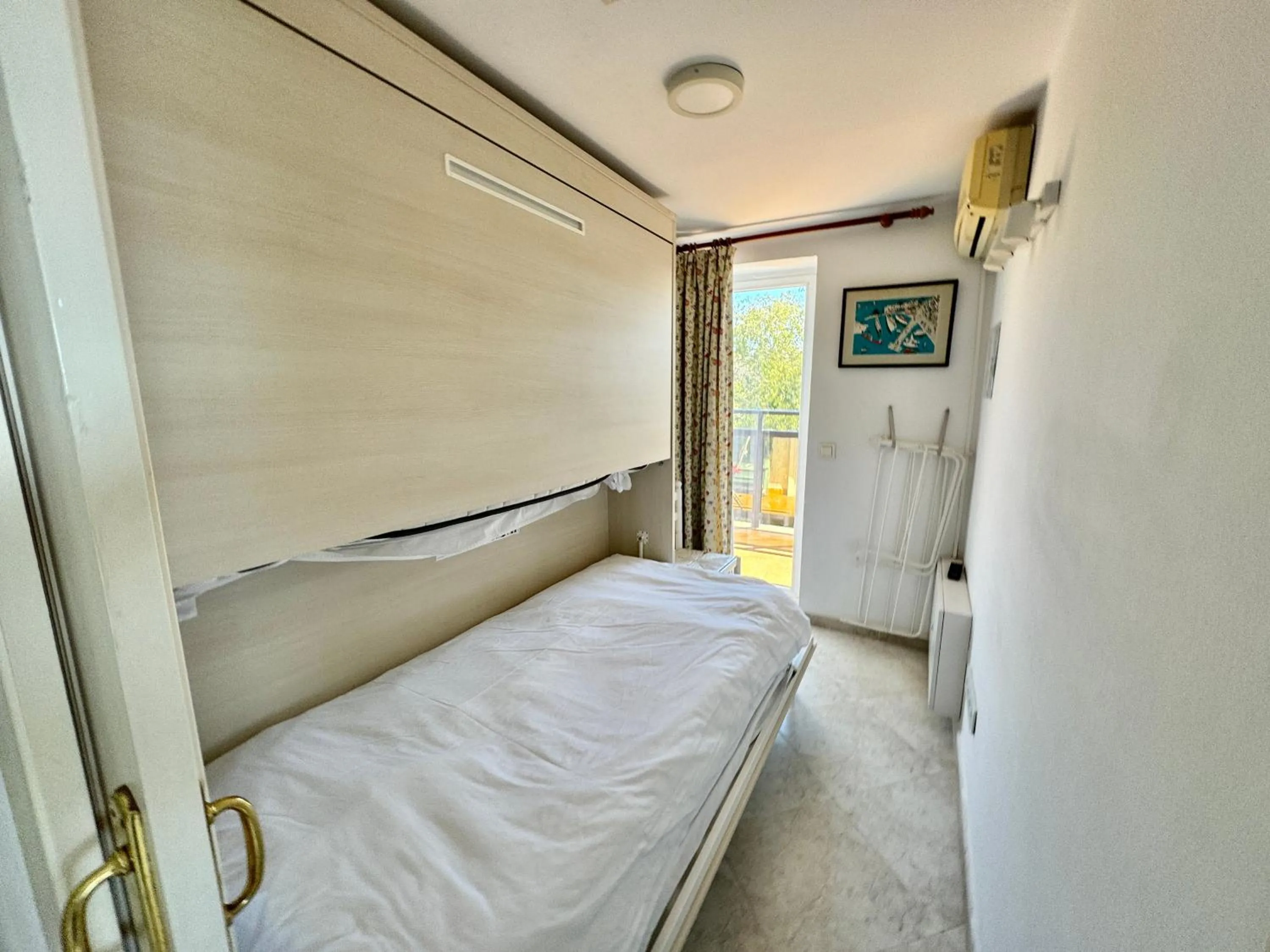Bed in Skol Apartments Marbella