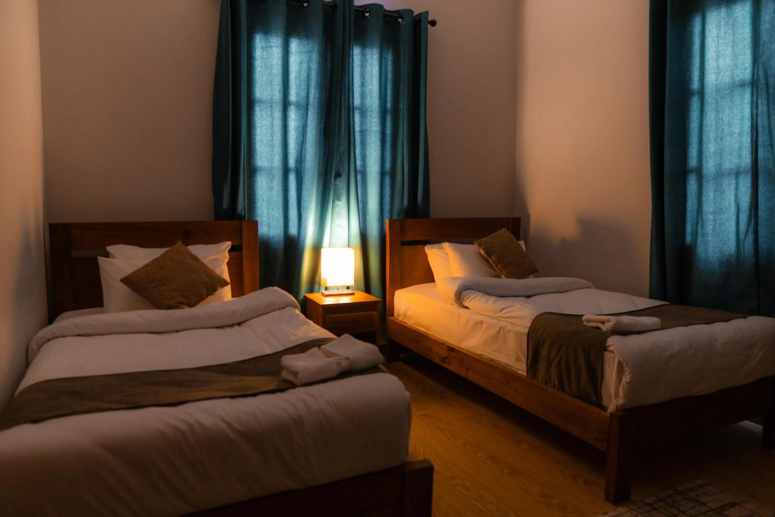 Bedroom, Bed in Dynasty Hotel Skardu