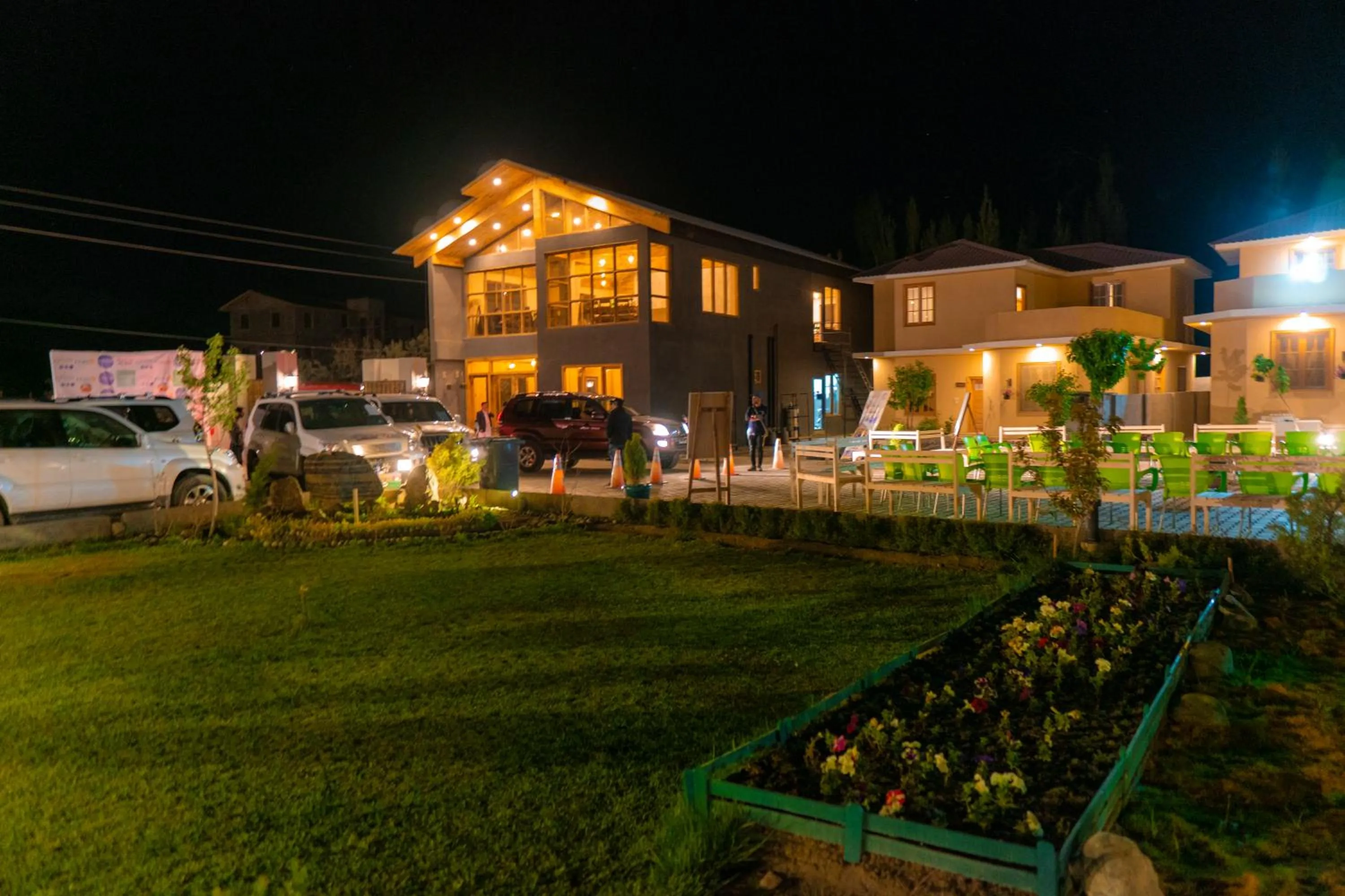 Property building in Dynasty Hotel Skardu