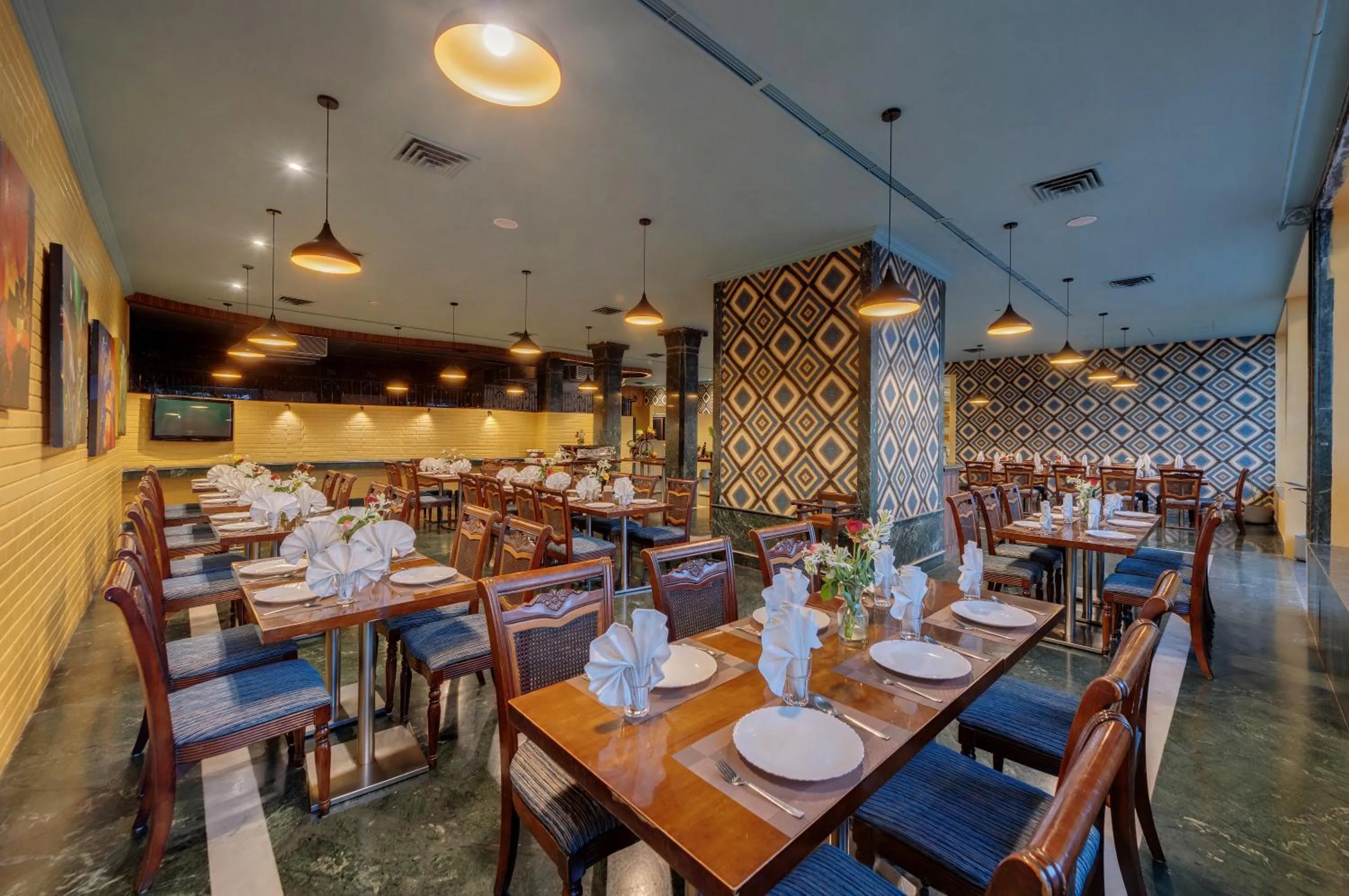 Restaurant/places to eat in Amarpreet, Chhatrapati Sambhajinagar - AM Hotel Kollection