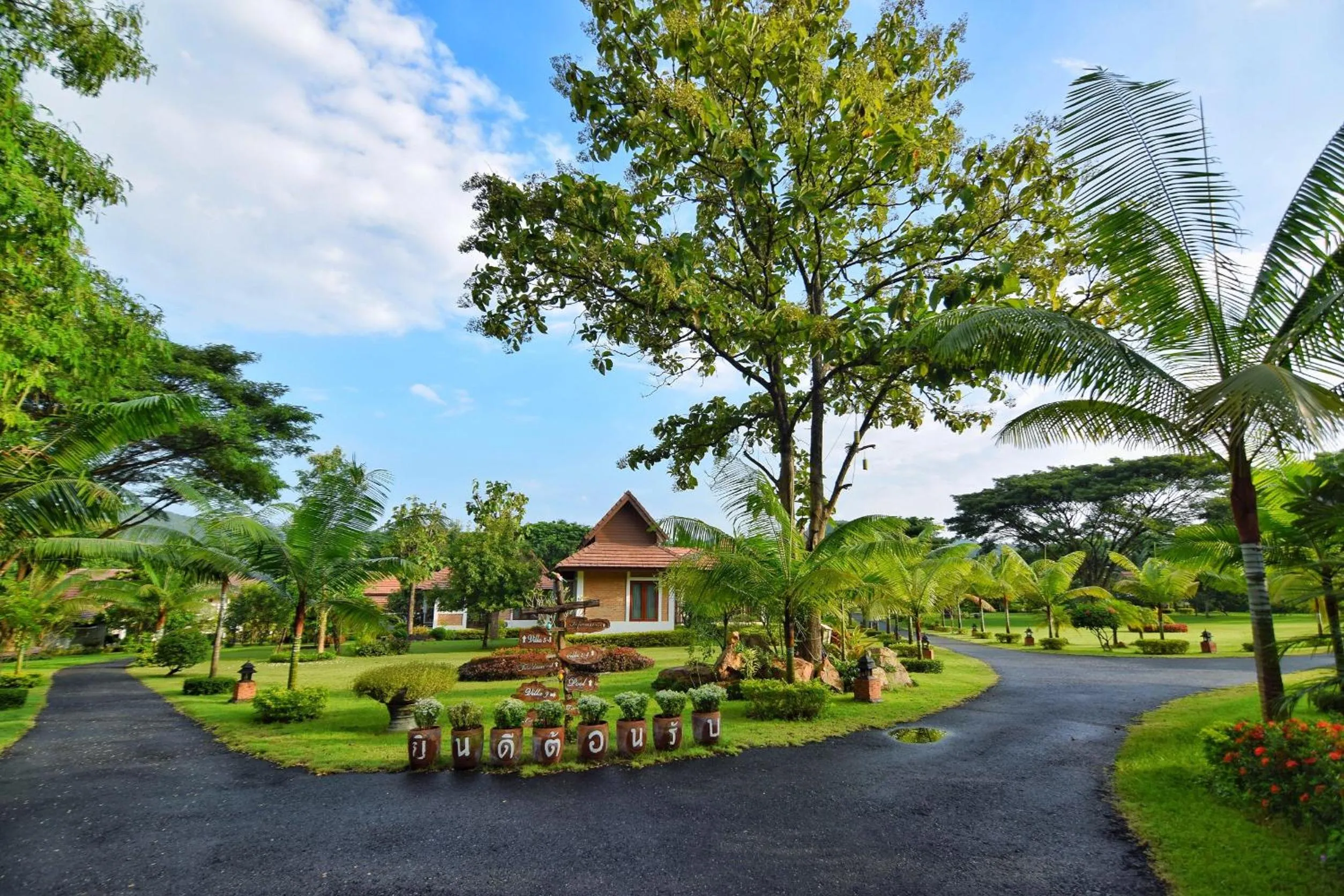 Property building in Papai Country Lodge SHA