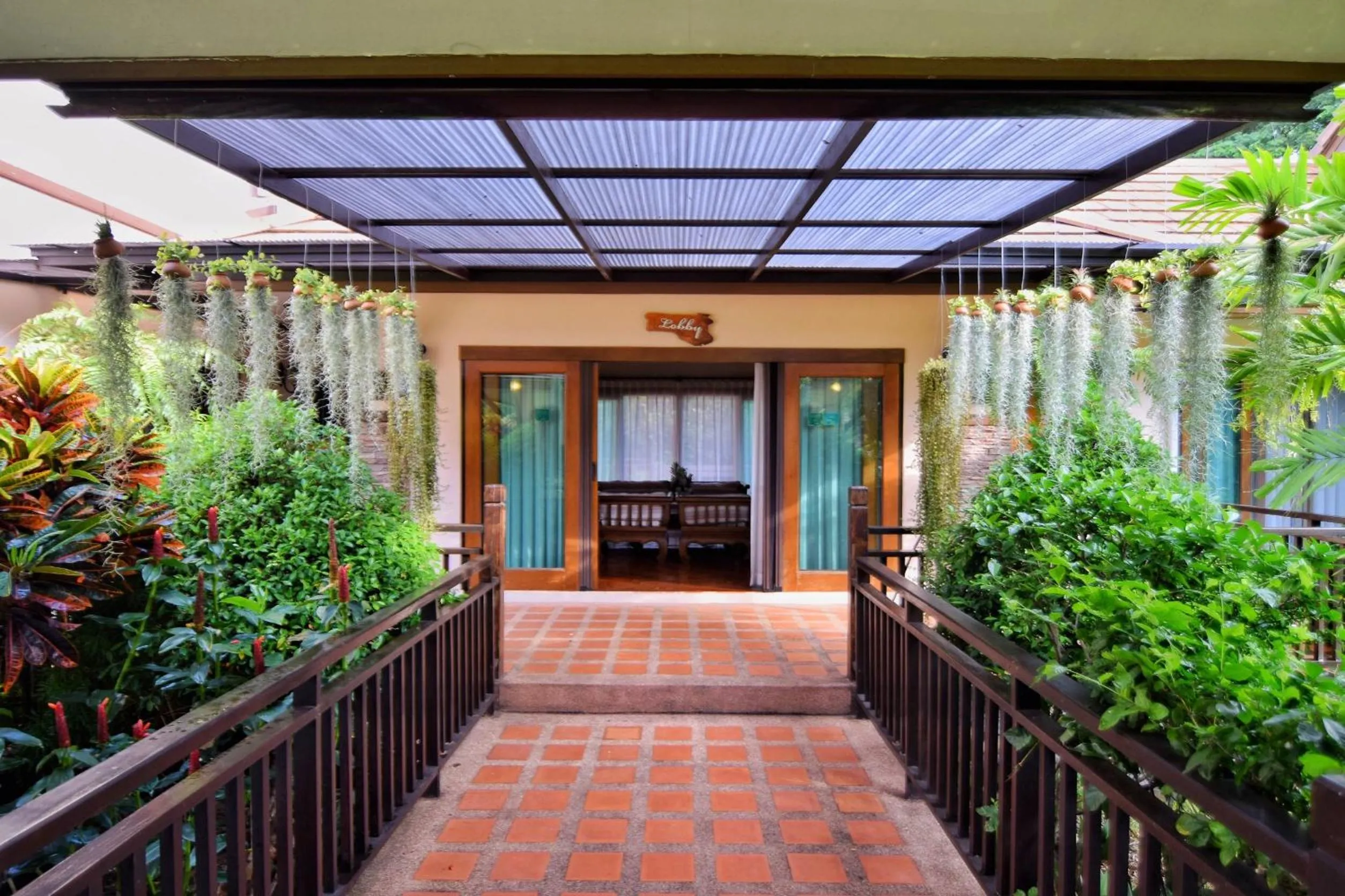 Facade/entrance in Papai Country Lodge SHA