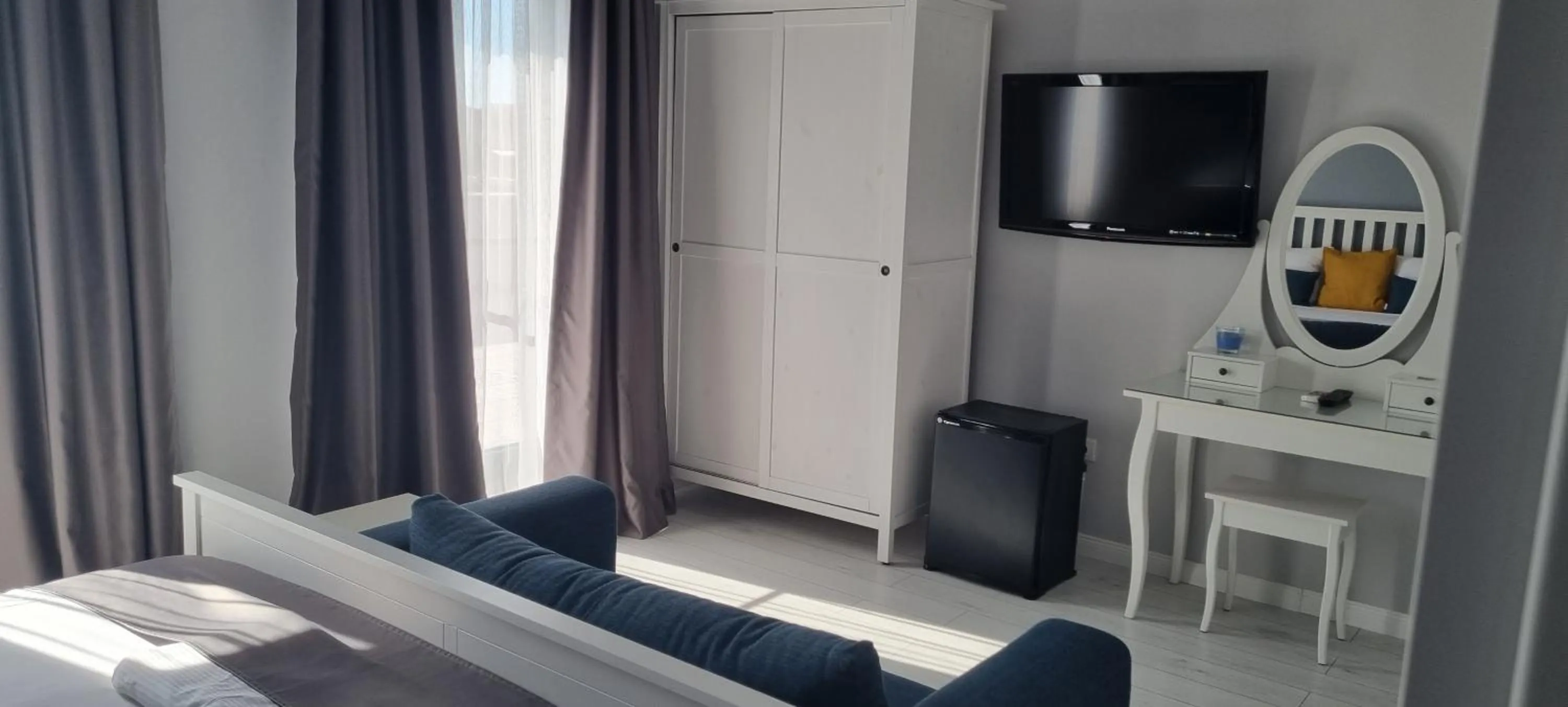 Bedroom, Bed in CHG Boutique