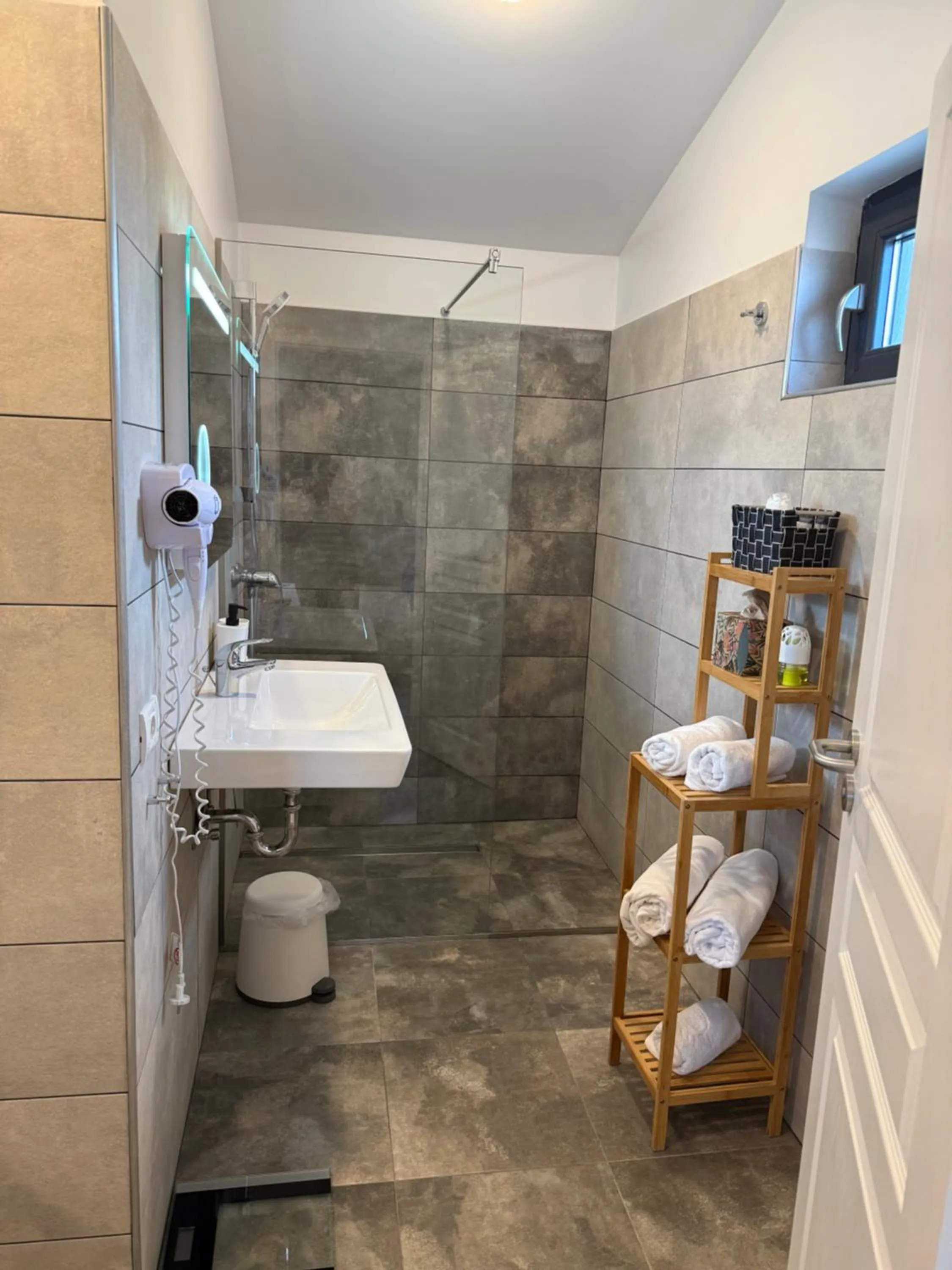 Shower in CHG Boutique
