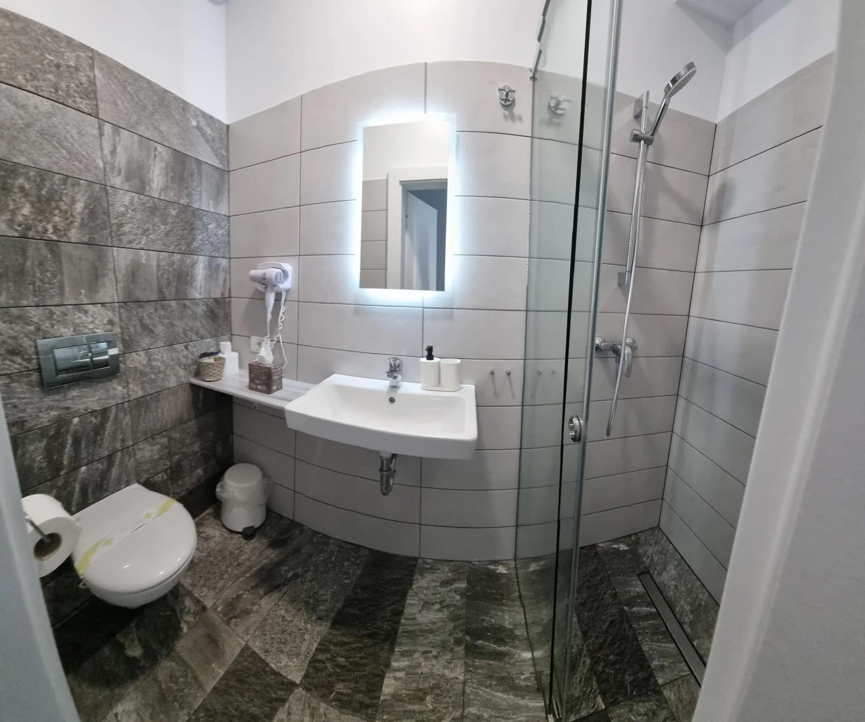 Shower in CHG Boutique