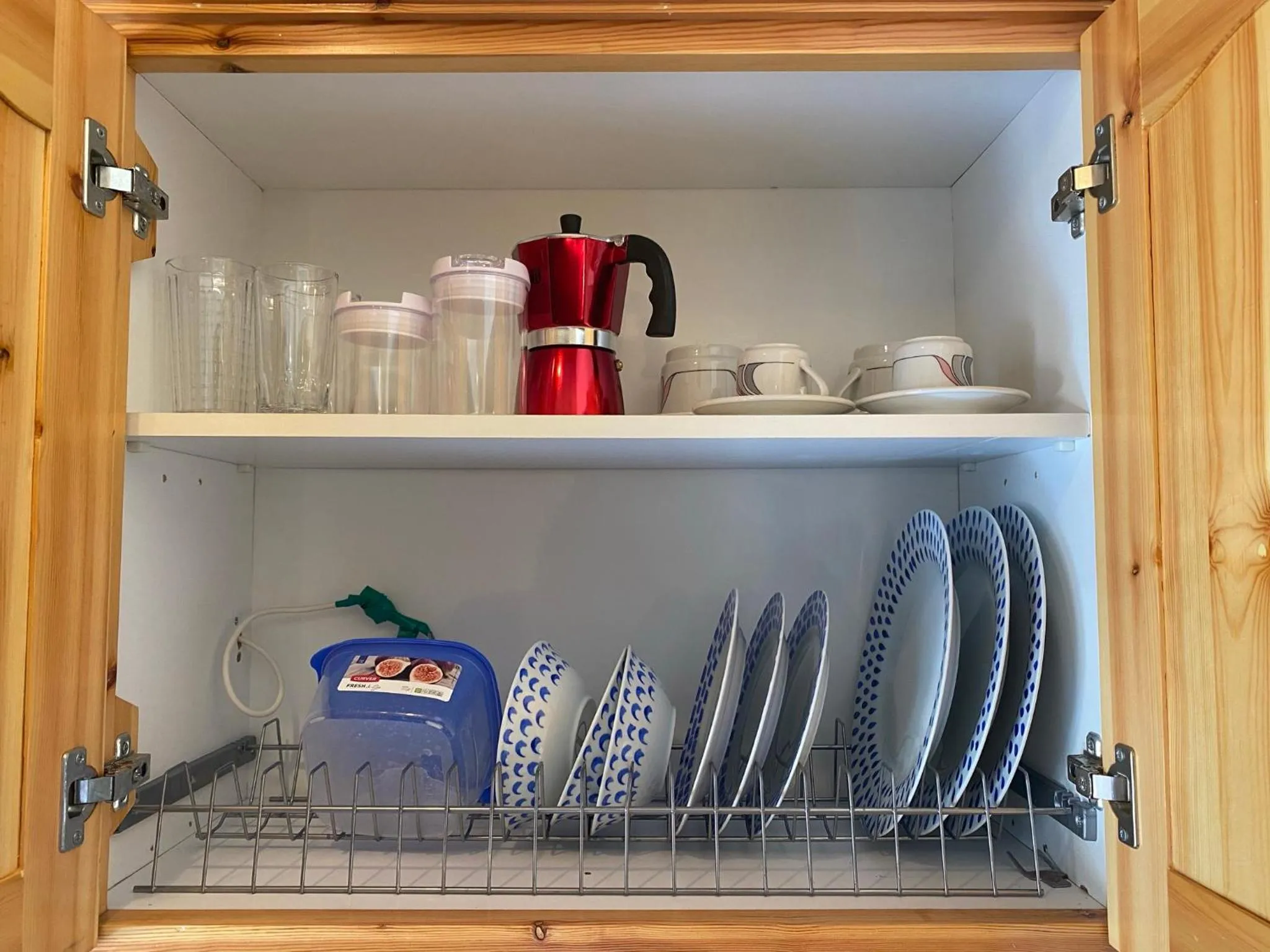 kitchen in MARATHES STUDIOS