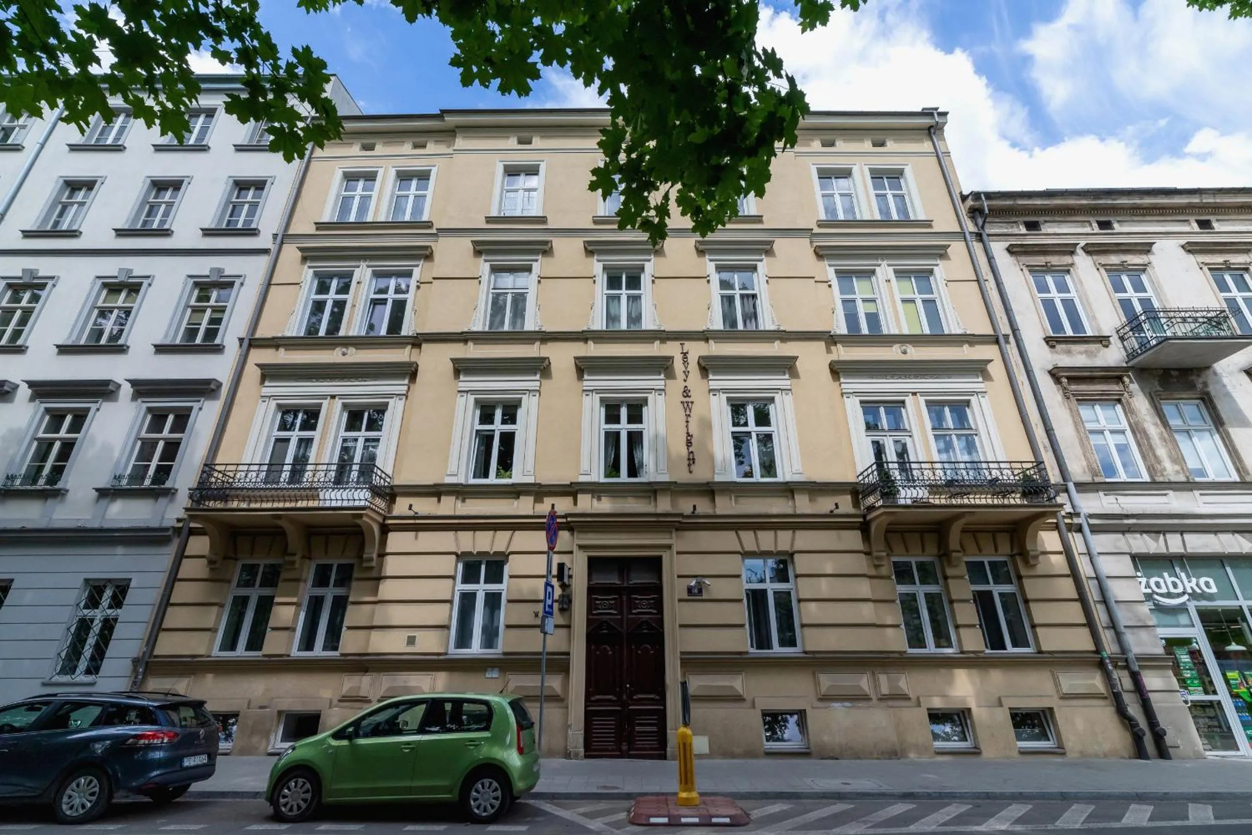 Property building in Apartments Dietla Cracow by Noclegi Renters